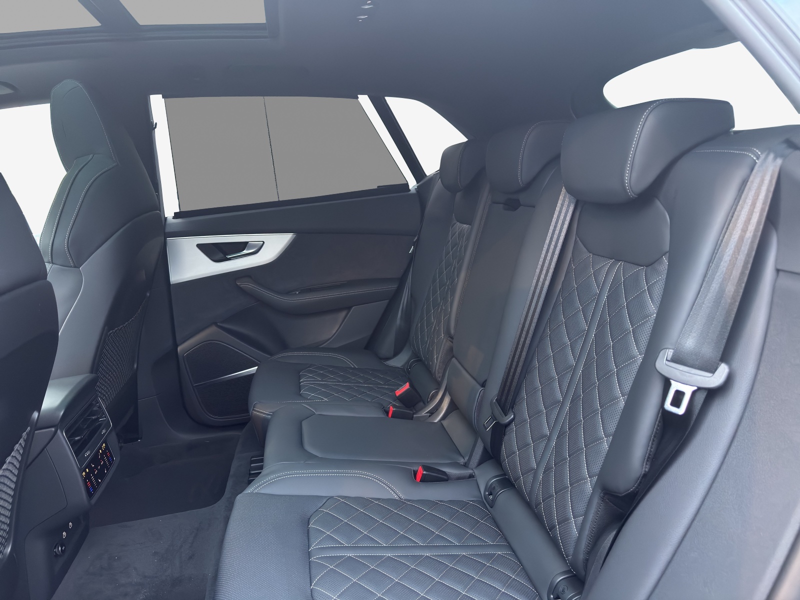 AUDI Q8 SUV TDI quattro 210 kW tiptronic-image-11