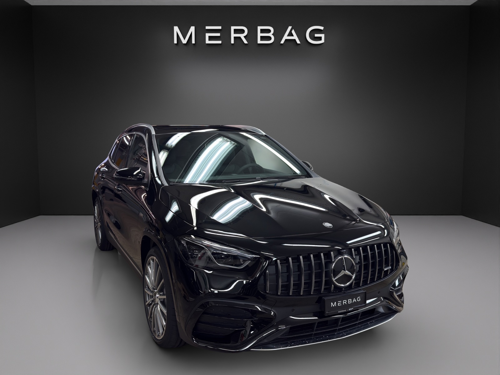 MERCEDES-BENZ GLA AMG 35 4Matic 8G-DCT-image-5