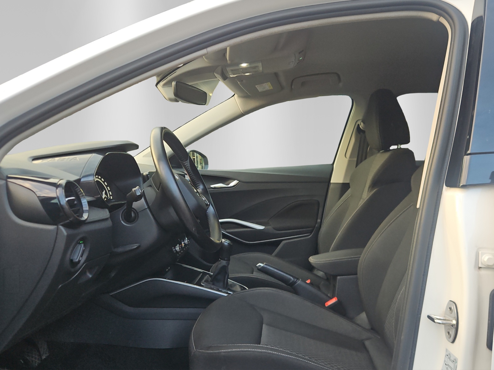 SKODA Fabia 1.0 TSI Ambition-image-5