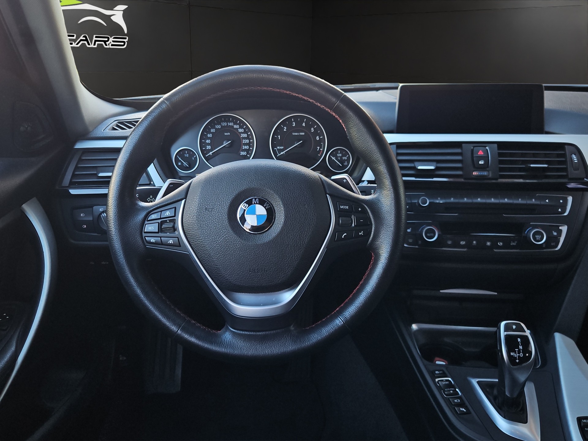BMW 335i xDrive Touring Sport Line Steptronic-image-24
