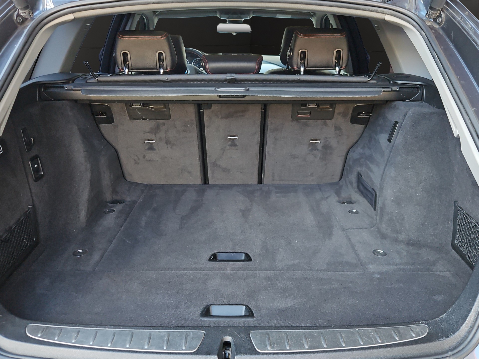 BMW 335i xDrive Touring Sport Line Steptronic-image-13