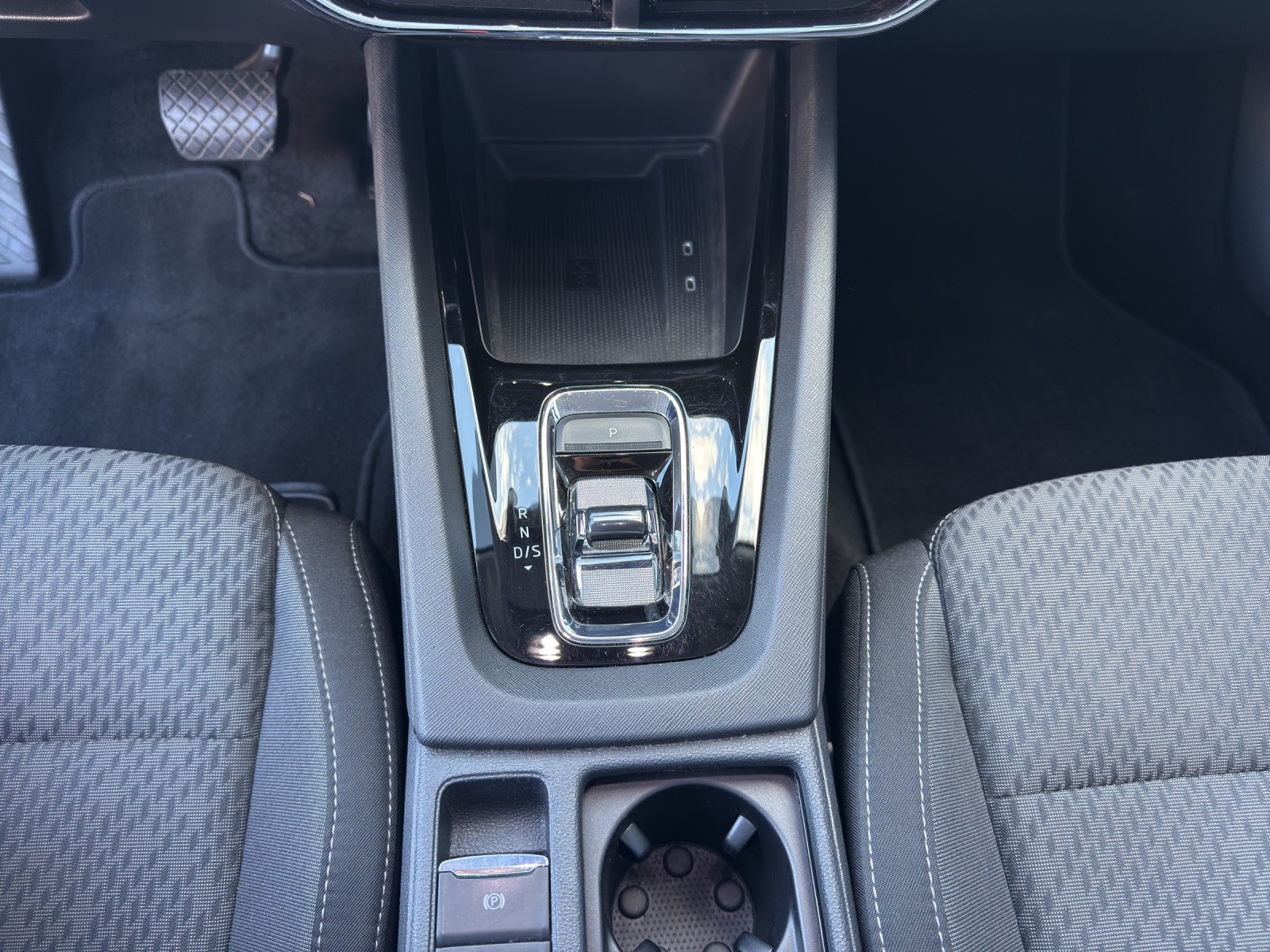 SKODA Octavia Combi 1.5 TSI mHEV DSG Style-image-11