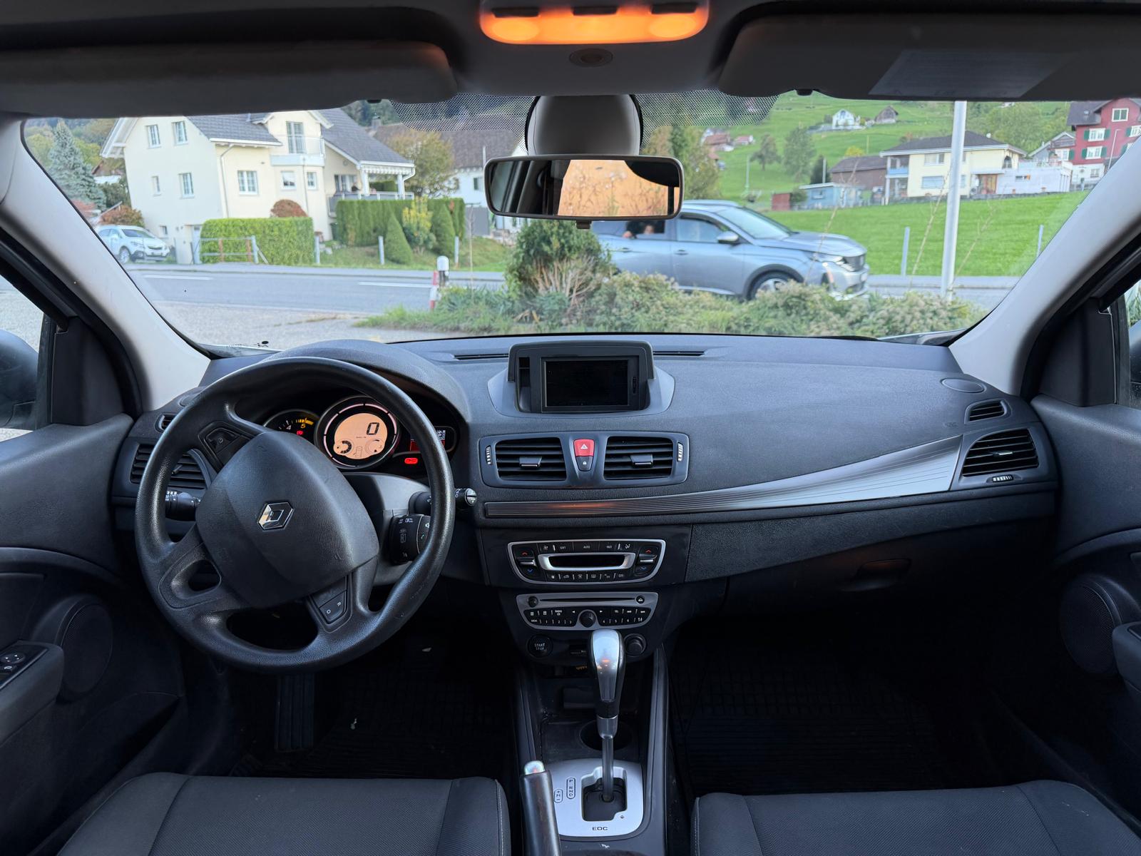 RENAULT Mégane Grandtour 1.5 dCi Dynamique EDC-image-7