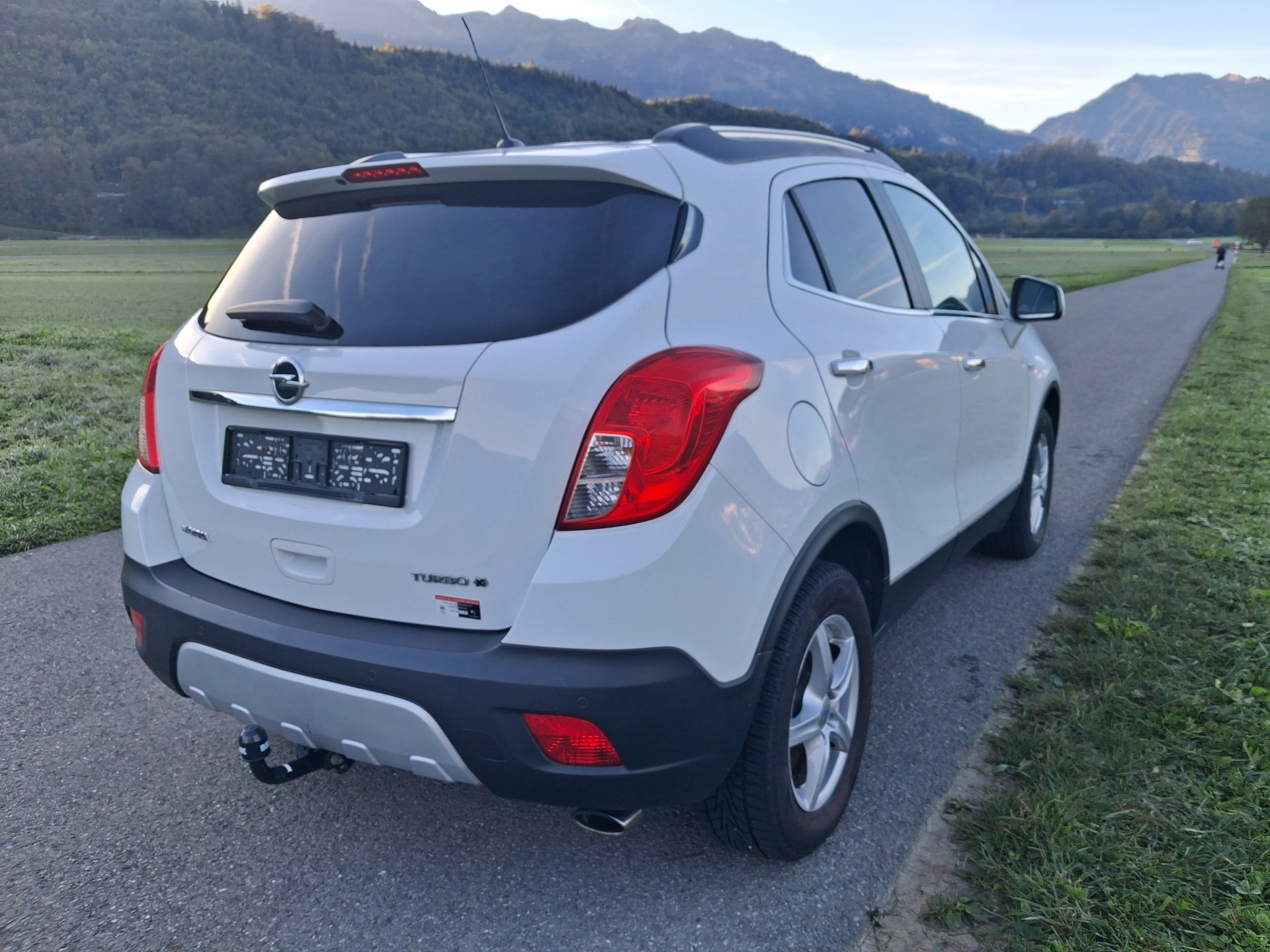 OPEL Mokka 1.4i 16V Turbo Cosmo 4WD-image-3