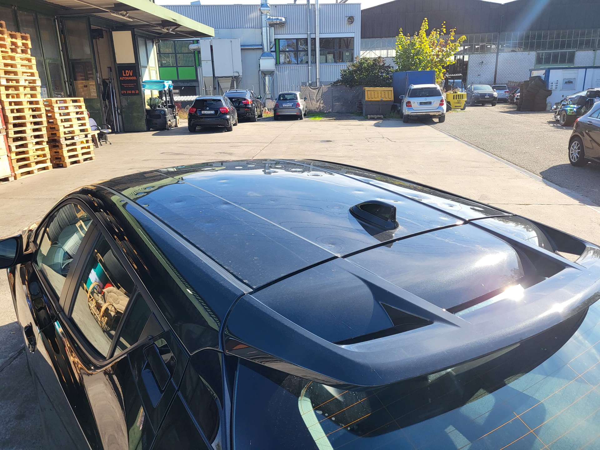 TOYOTA C-HR 1.8 HSD CVT Comfort-image-4