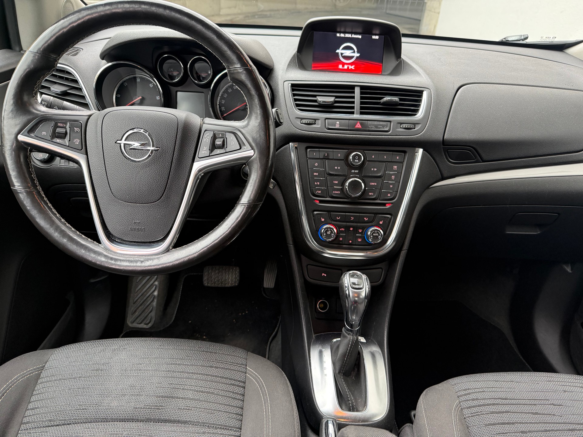 OPEL Mokka 1.6 CDTi Drive 2WD Automatic-image-9