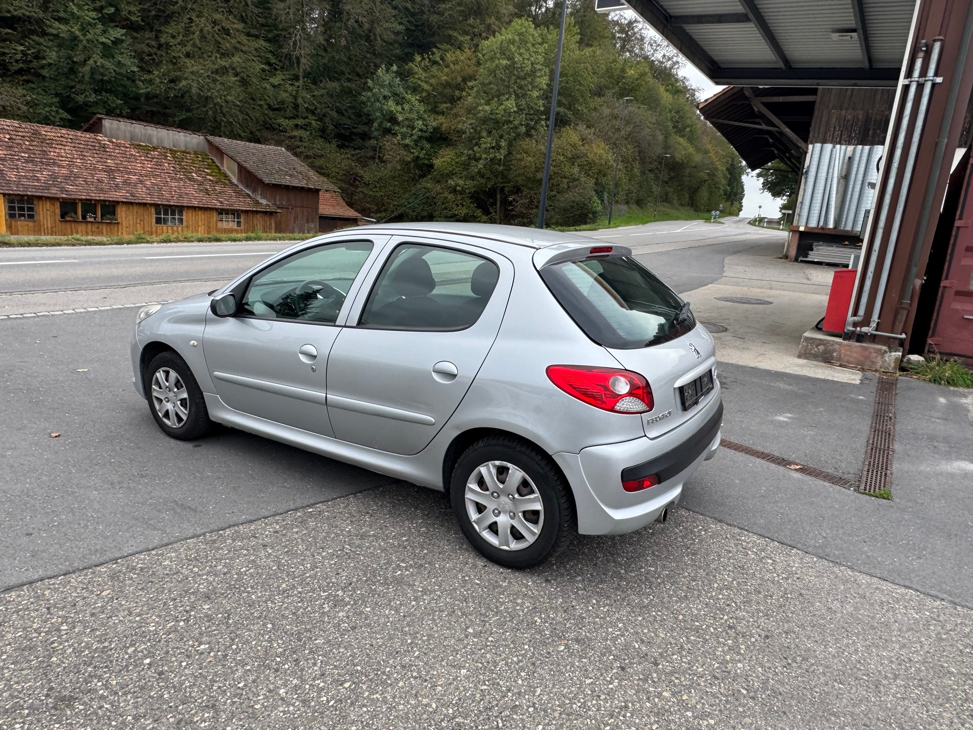PEUGEOT 206+ 1.4 Trendy-image-4
