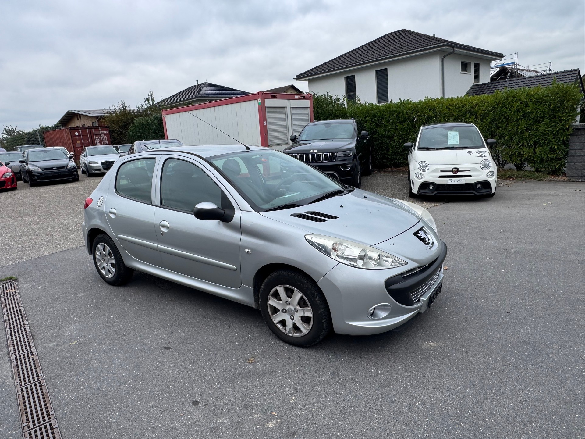 PEUGEOT 206+ 1.4 Trendy-image-1