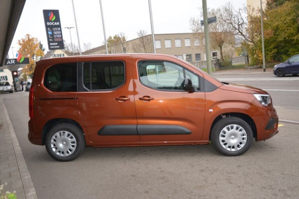 OPEL Combo-e Life 50kwh Elgegance-image-5