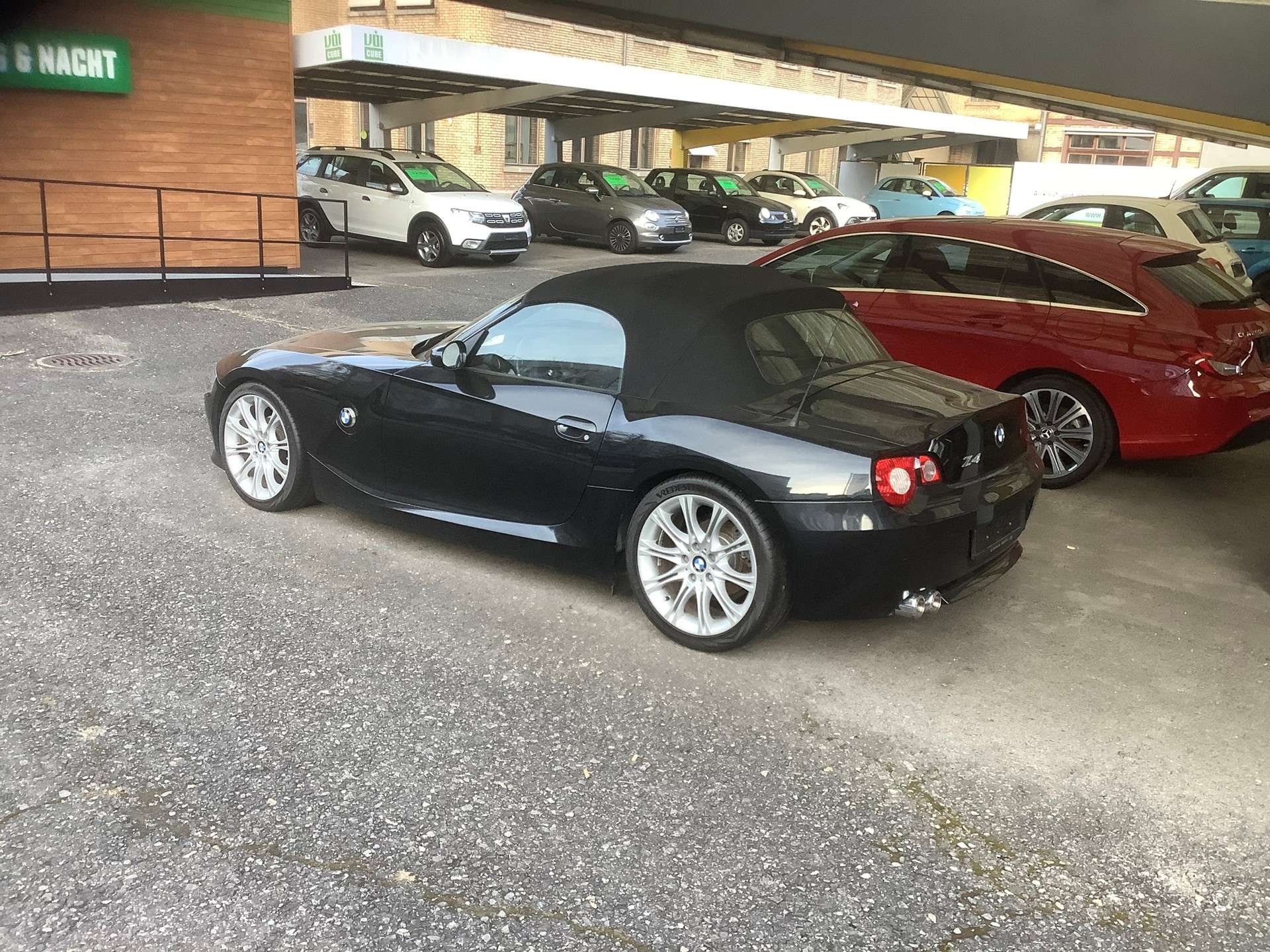 BMW Z4 2.2i Roadster-image-4