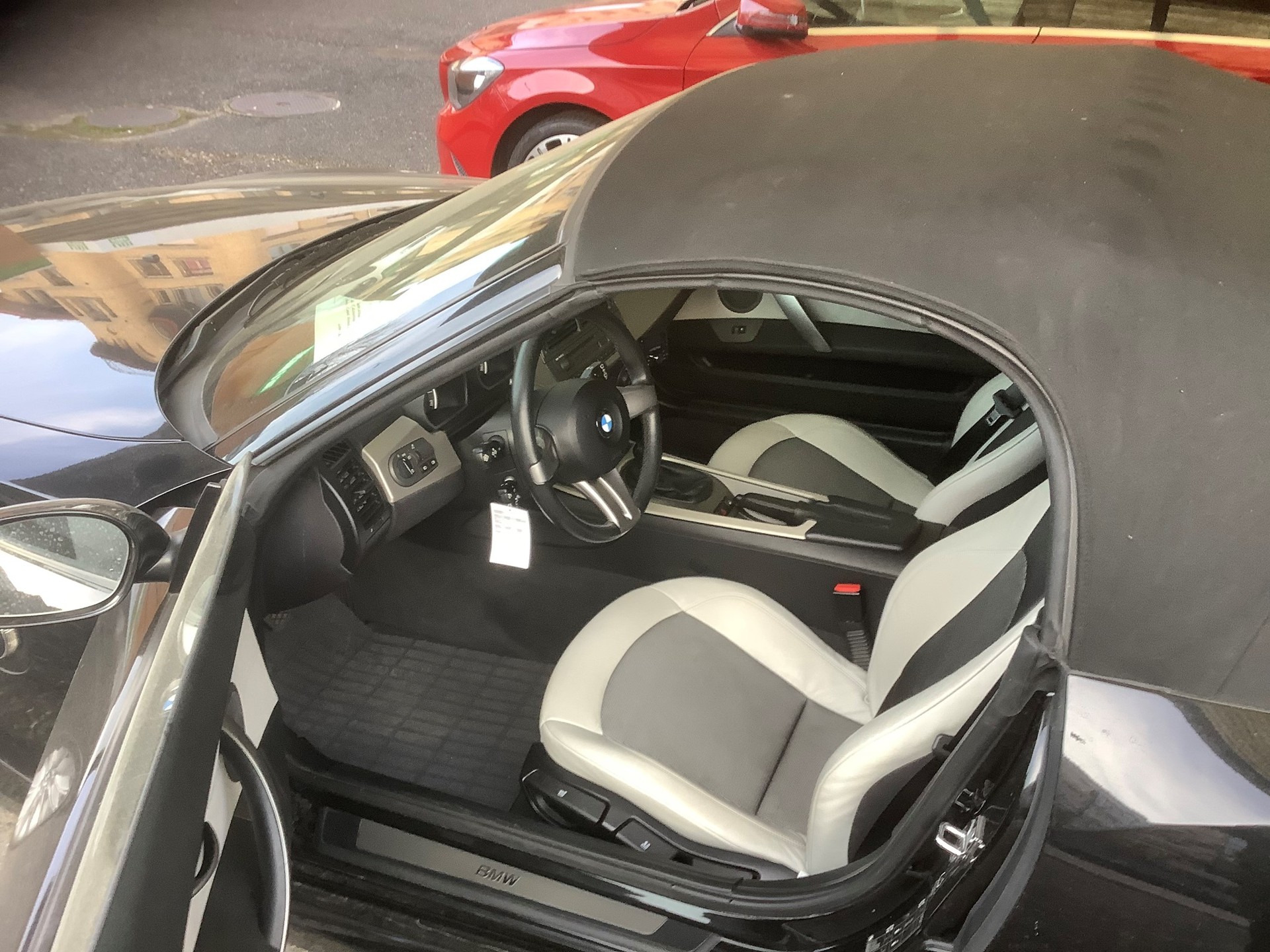 BMW Z4 2.2i Roadster-image-7