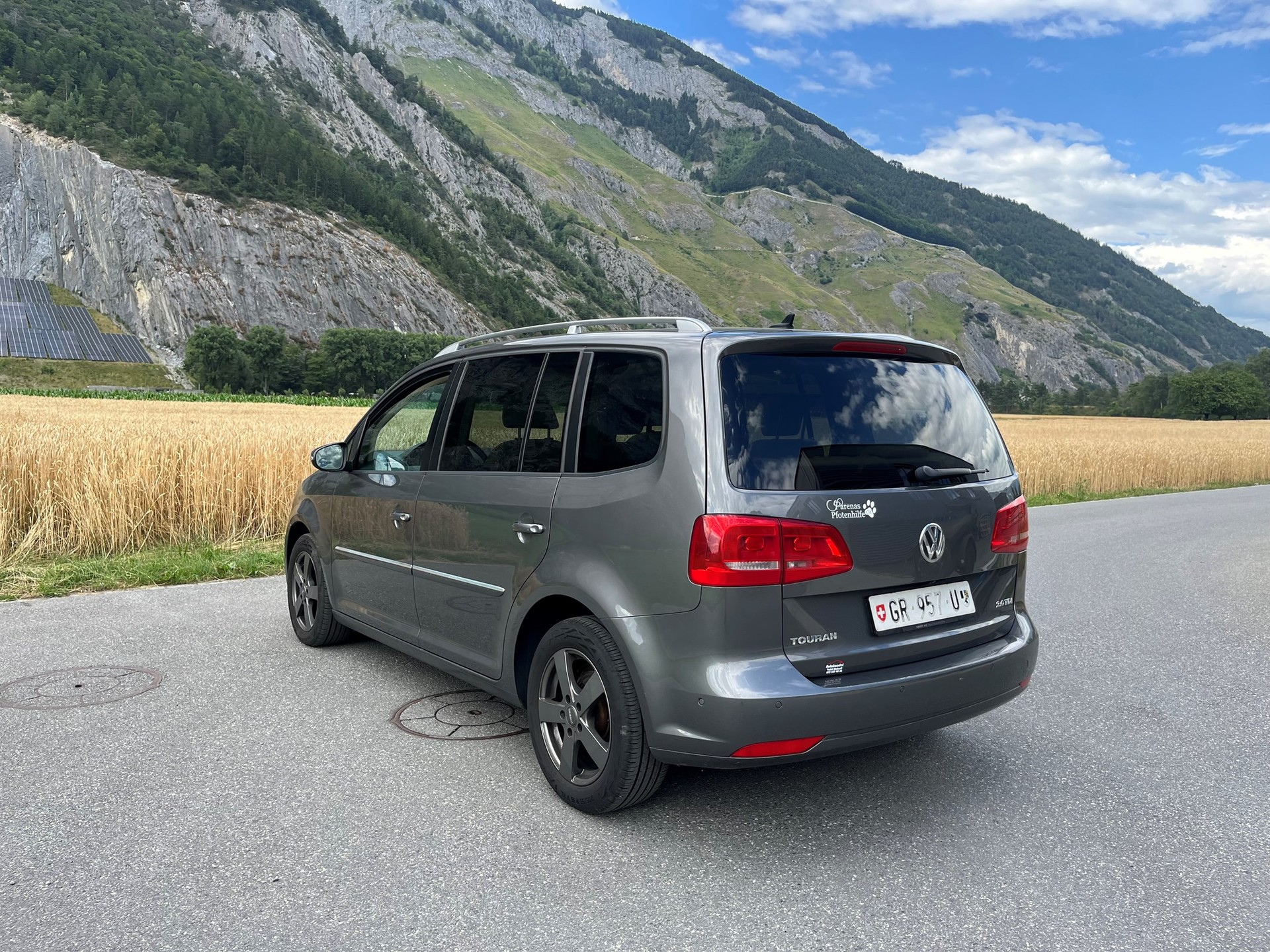 VW Touran 2.0 TDI Highline DSG-image-6
