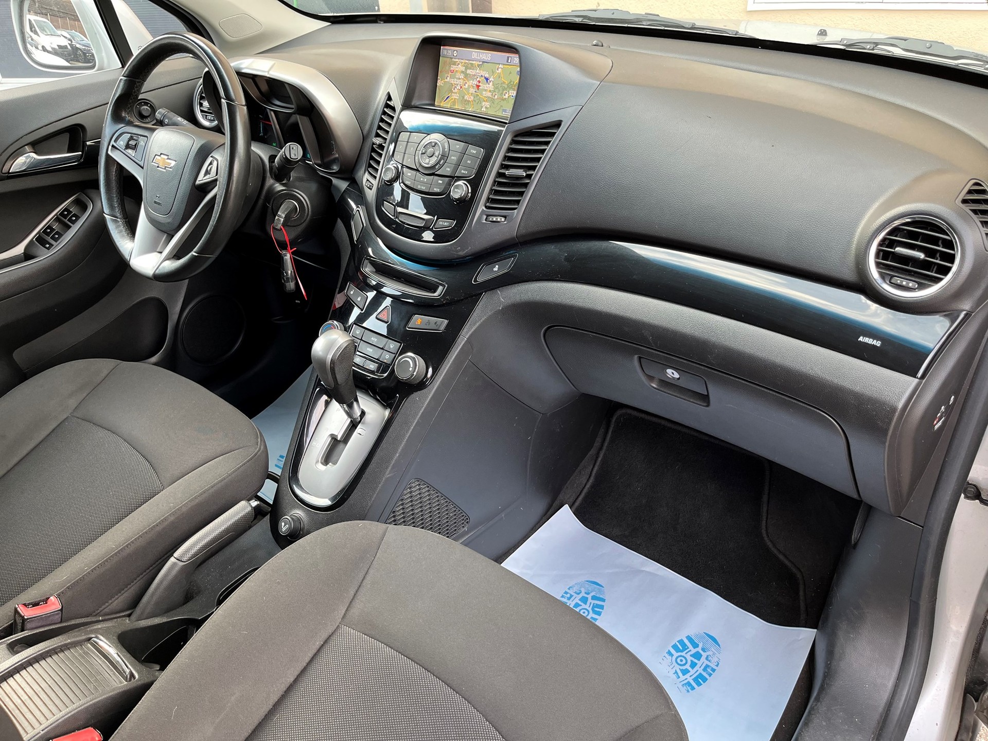 CHEVROLET Orlando 2.0 VCDi LT Automatic-image-13