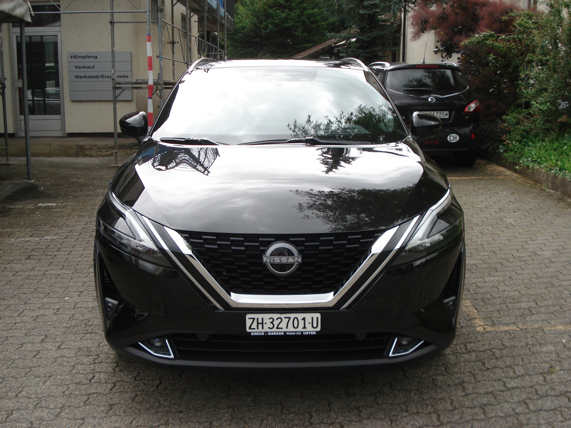 NISSAN Qashqai 1.3 DIG-T MHEV Tekna+ Xtronic 4x4-showroom-element-1