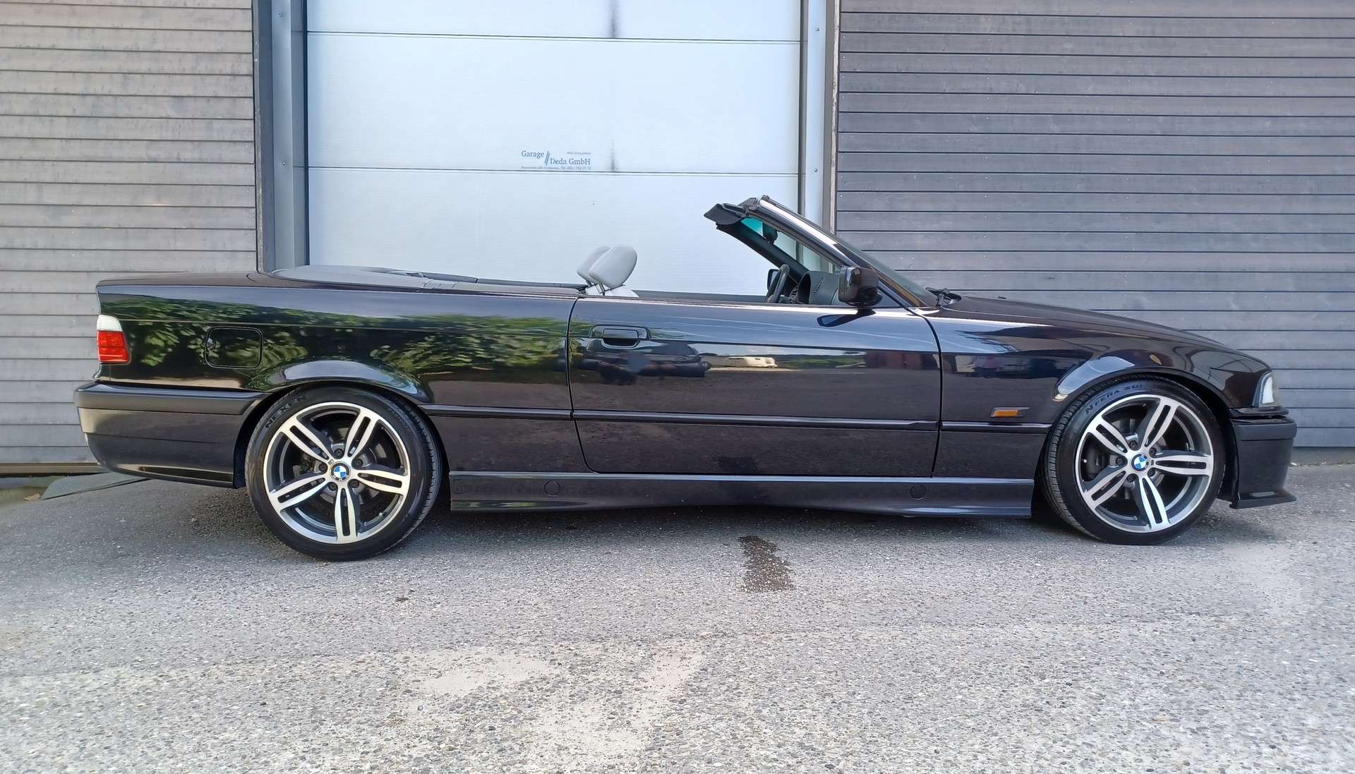 BMW 328i Cabrio-image-8
