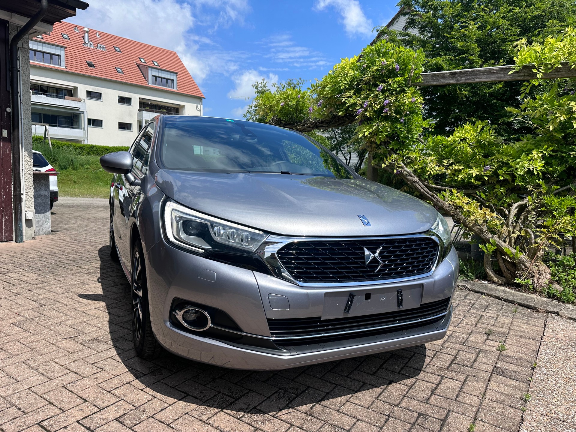 DS AUTOMOBILES DS 4 Crossback 1.6 BlueHDi SO Chic-image-1