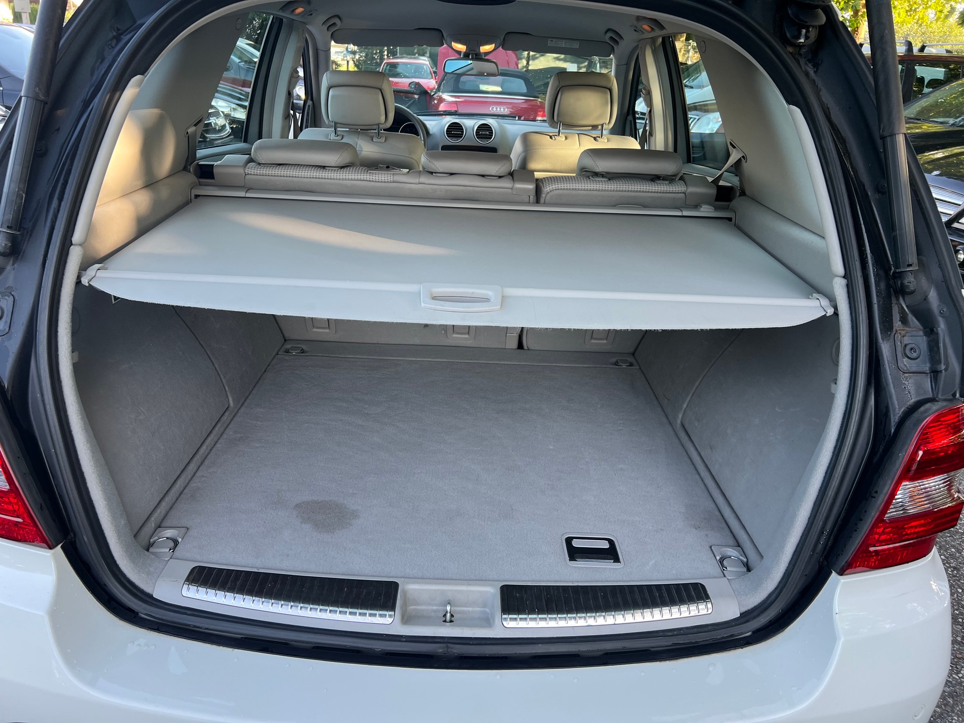 MERCEDES-BENZ ML 350 4Matic Edition 7G-Tronic-image-10