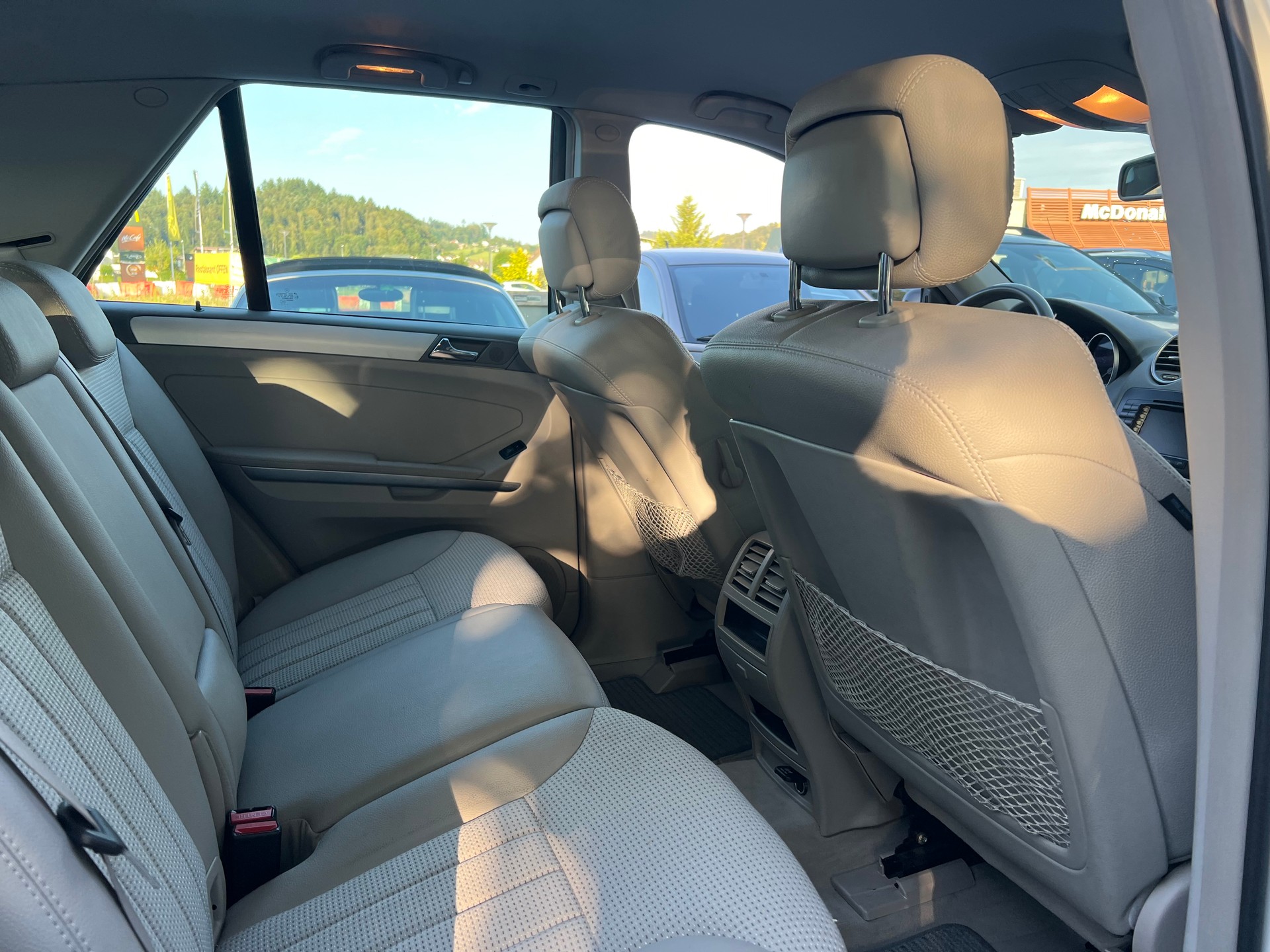 MERCEDES-BENZ ML 350 4Matic Edition 7G-Tronic-image-8