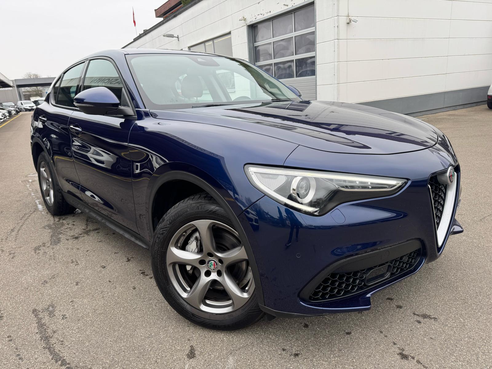 ALFA ROMEO Stelvio 2.0 Super Q4 Automatic-image-1