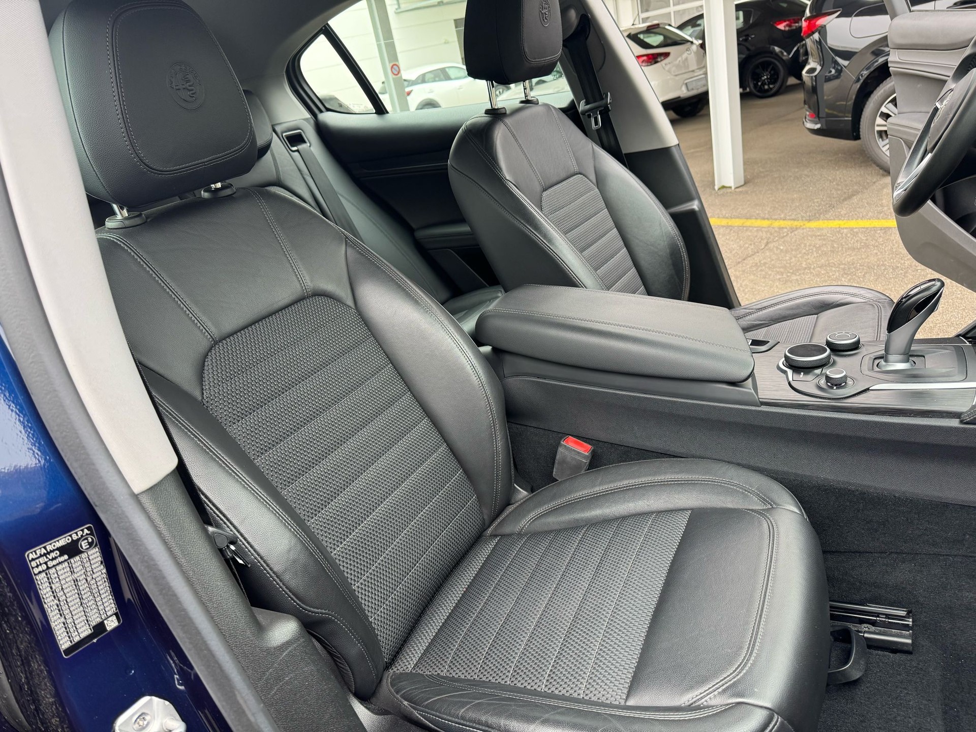 ALFA ROMEO Stelvio 2.0 Super Q4 Automatic-image-11