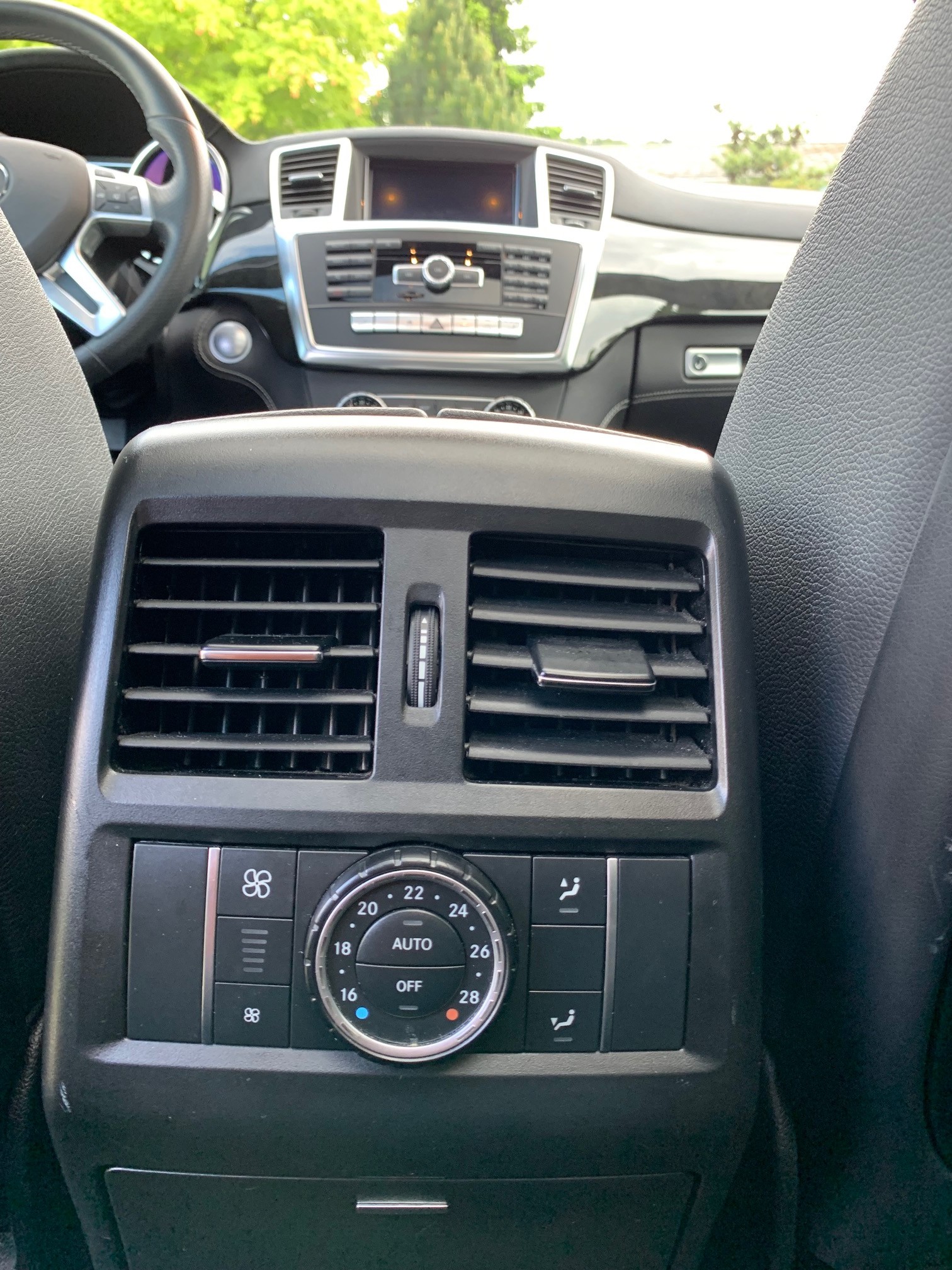 MERCEDES-BENZ ML 350 BlueTEC Executive 4Matic 7G-Tronic-image-16