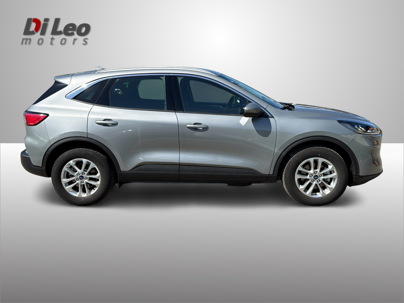 FORD Kuga 2.5 PHEV Titanium 2WD-image-3