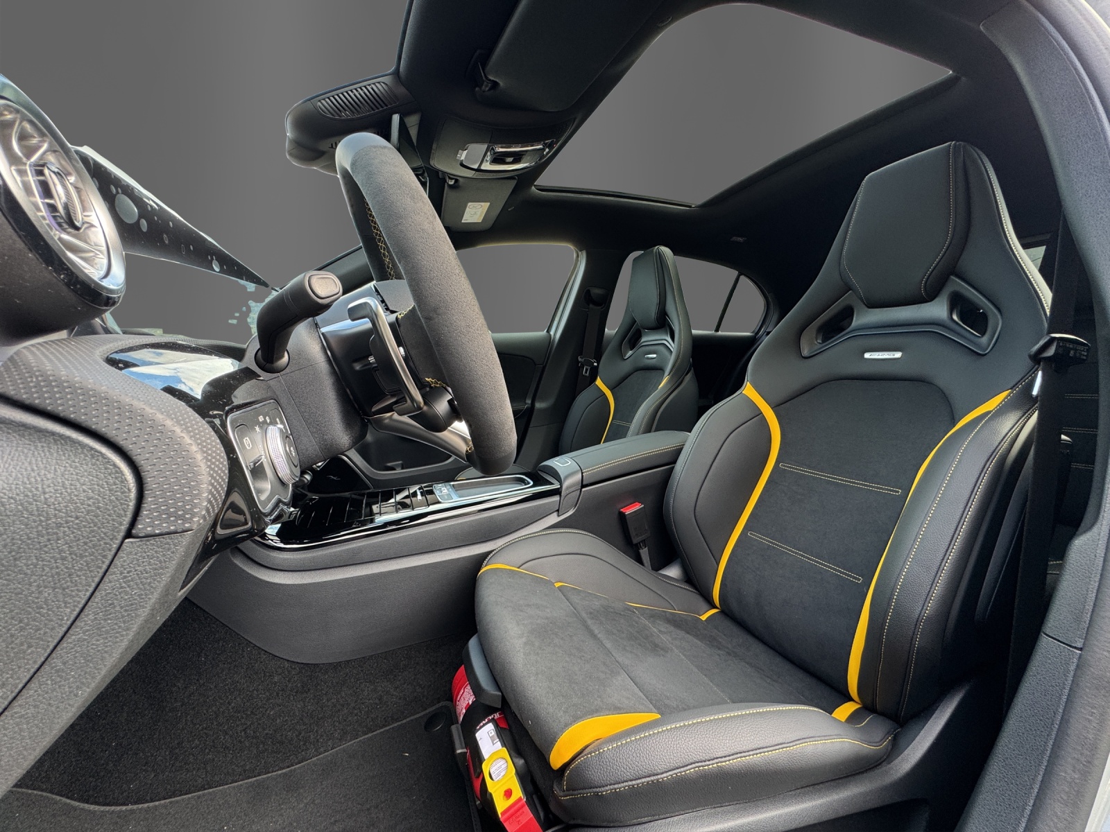 MERCEDES-BENZ A AMG 45 S 4Matic+ 8G-DCT-image-8