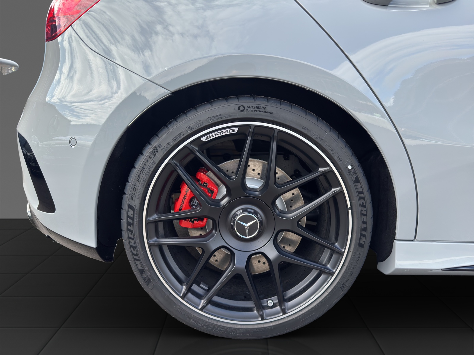 MERCEDES-BENZ A AMG 45 S 4Matic+ 8G-DCT-image-24