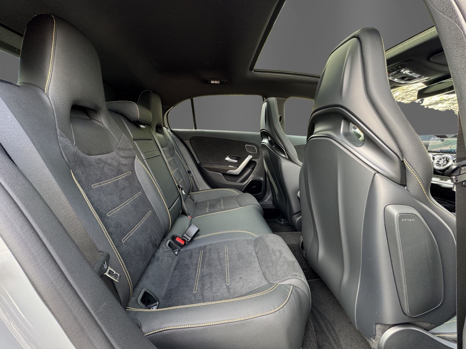 MERCEDES-BENZ A AMG 45 S 4Matic+ 8G-DCT-image-18
