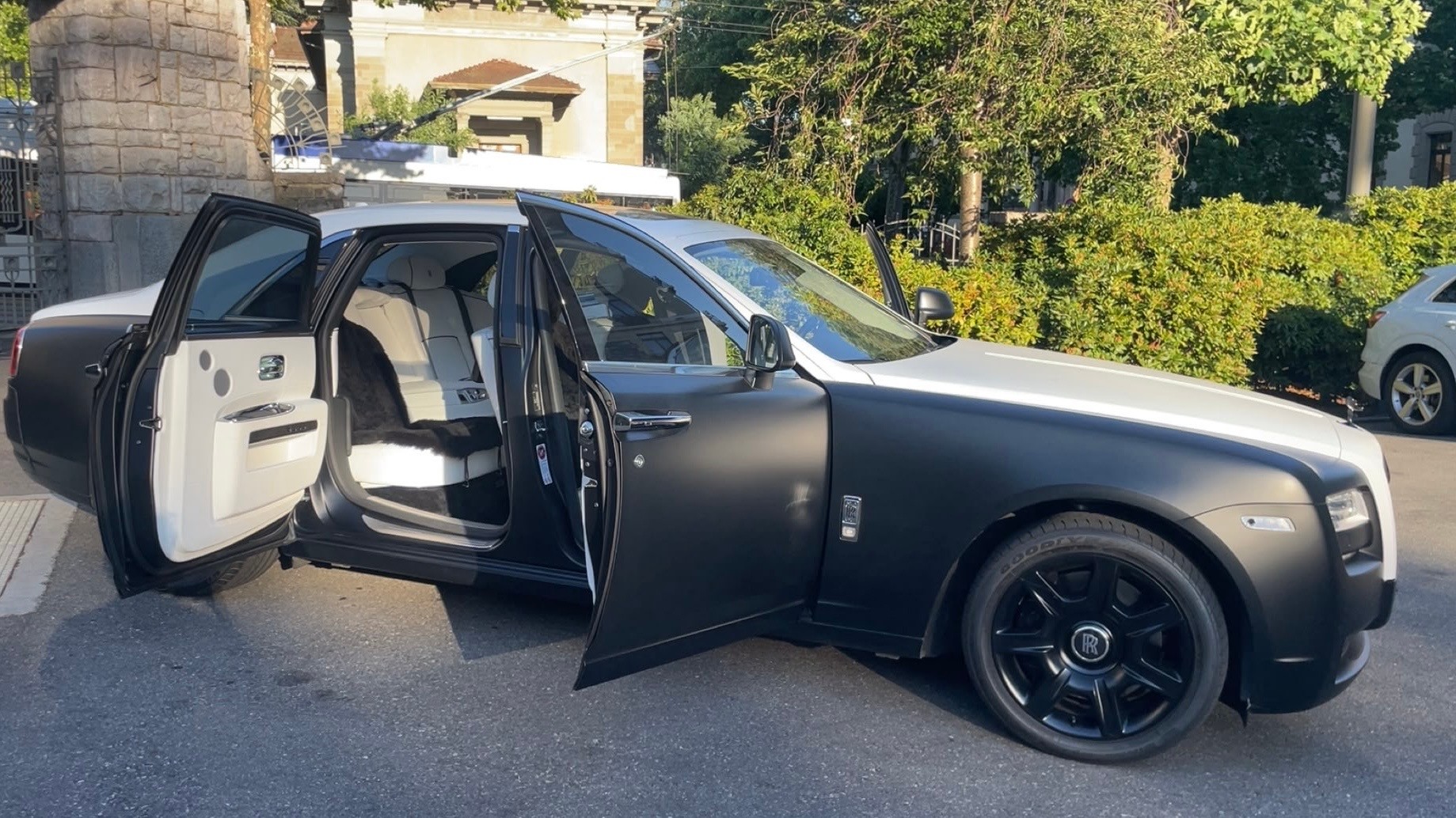 ROLLS-ROYCE Ghost 6.6 V12-image-23