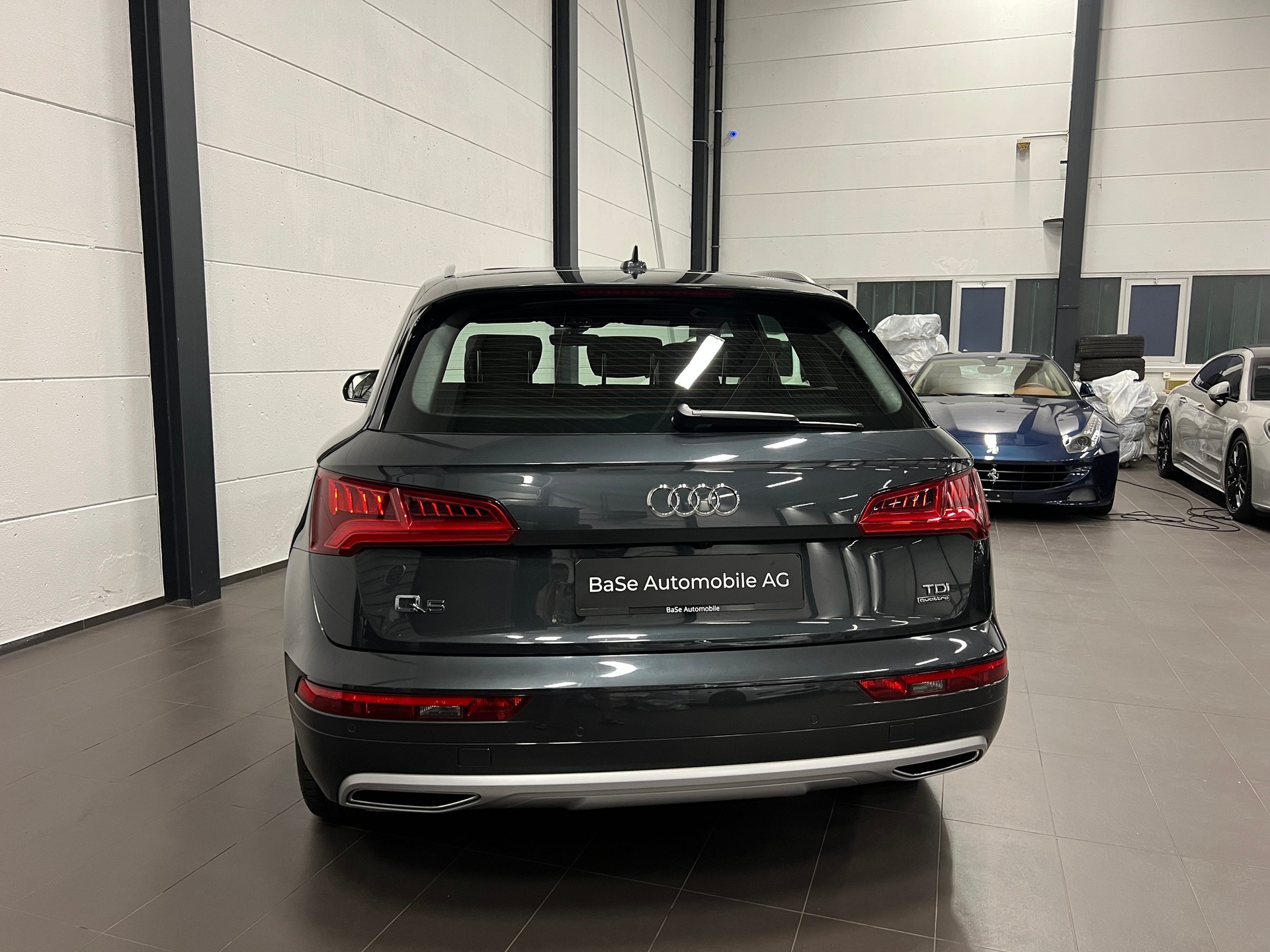 AUDI Q5 2.0 TDI sport quattro S-tronic-image-14
