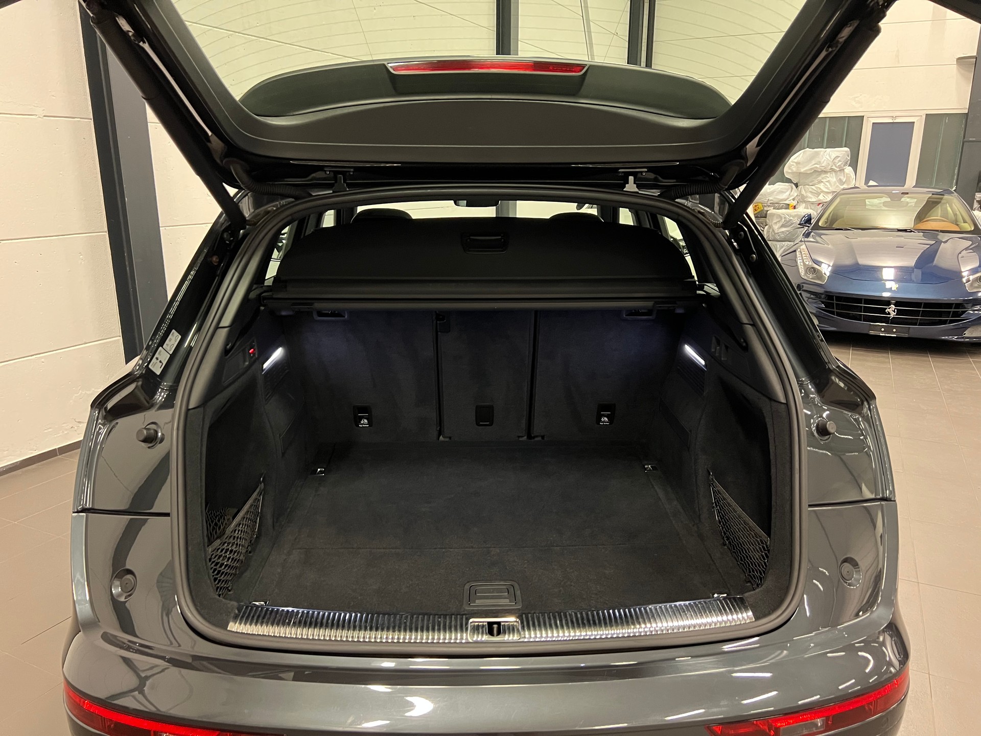 AUDI Q5 2.0 TDI sport quattro S-tronic-image-23