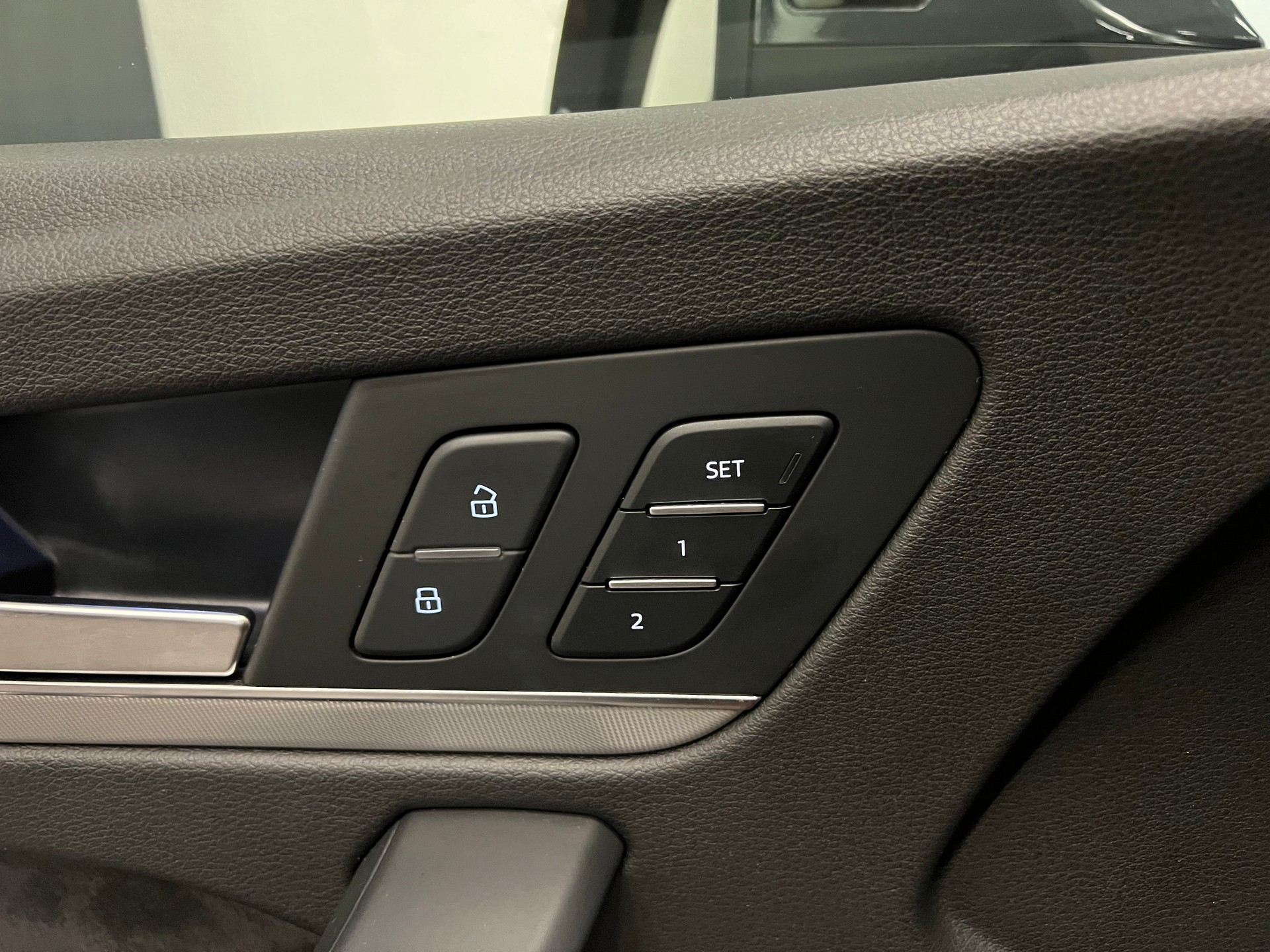 AUDI Q5 2.0 TDI sport quattro S-tronic-image-29