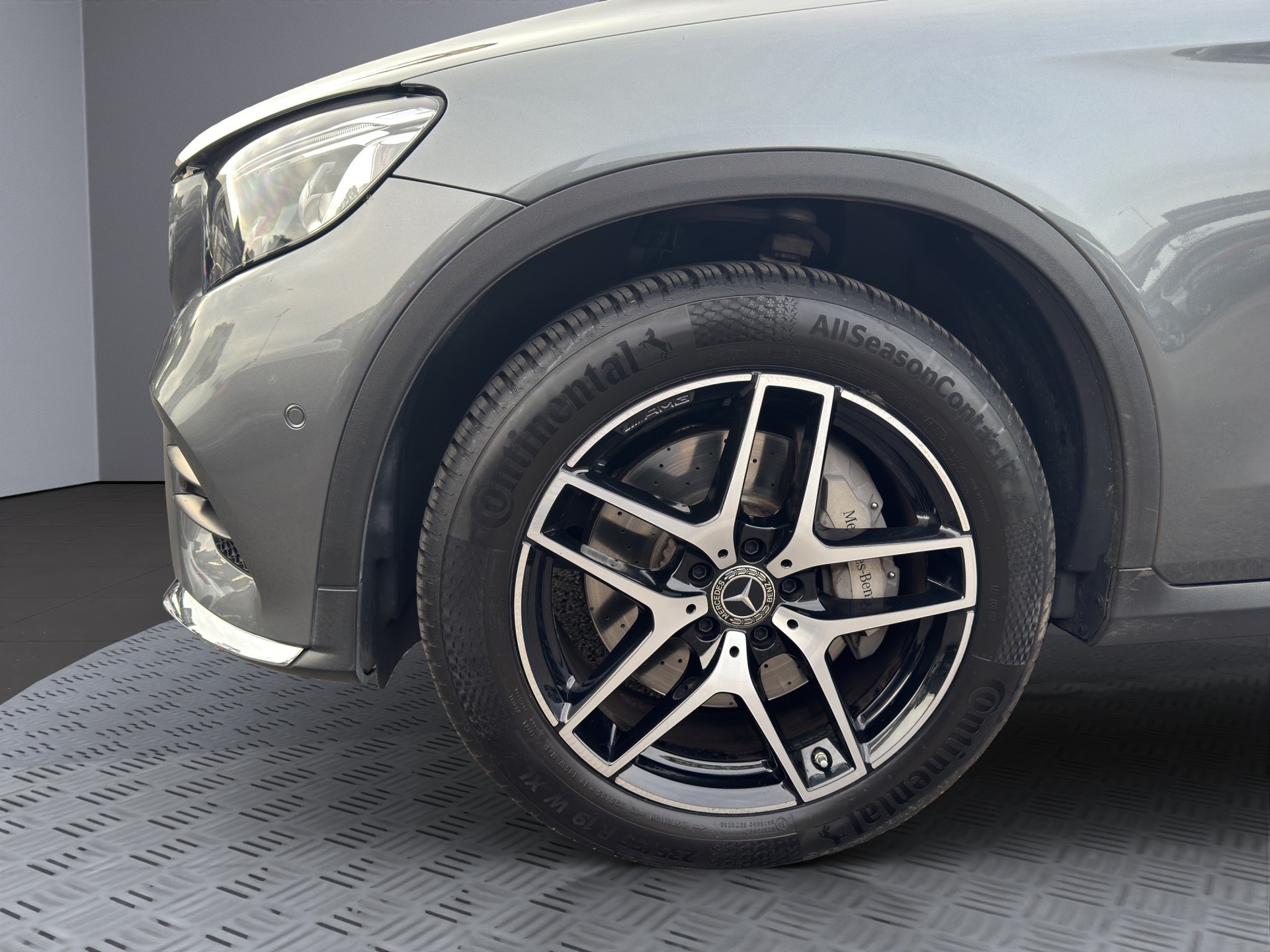 MERCEDES-BENZ GLC 250 d AMG Line 4Matic 9G-Tronic-image-8