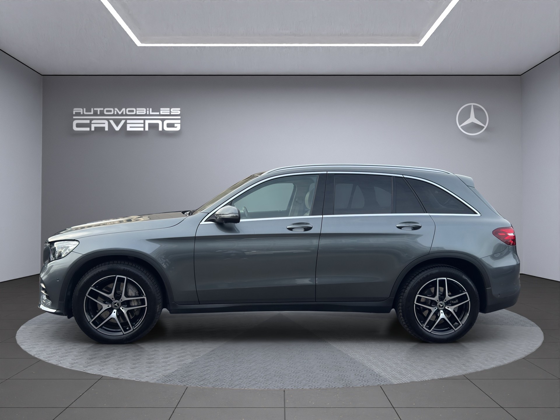 MERCEDES-BENZ GLC 250 d AMG Line 4Matic 9G-Tronic-image-1