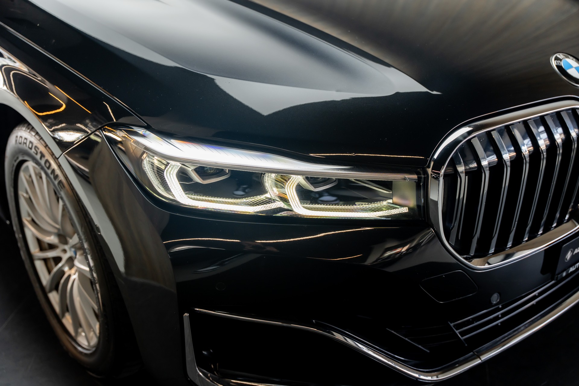 BMW 745Le xDrive Steptronic-image-30