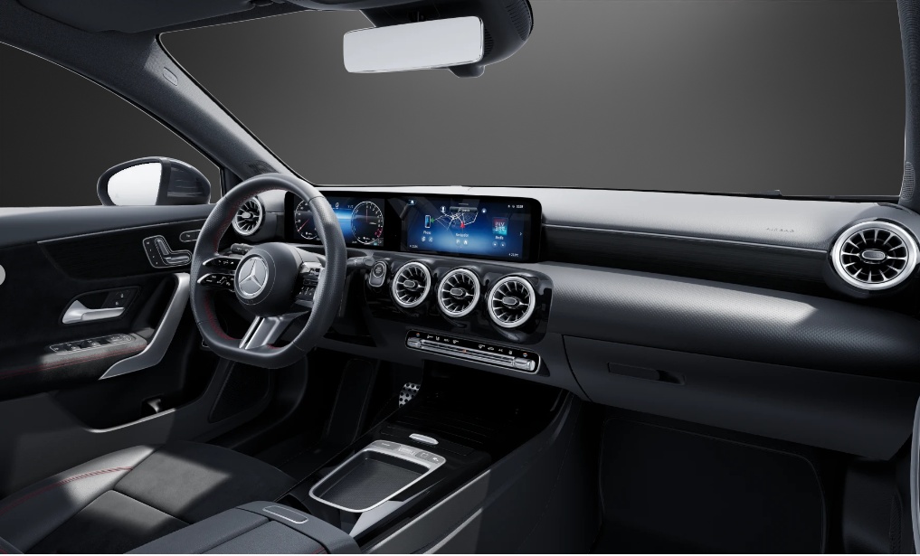 MERCEDES-BENZ A 250 e EQ Star 8G-DCT-image-7