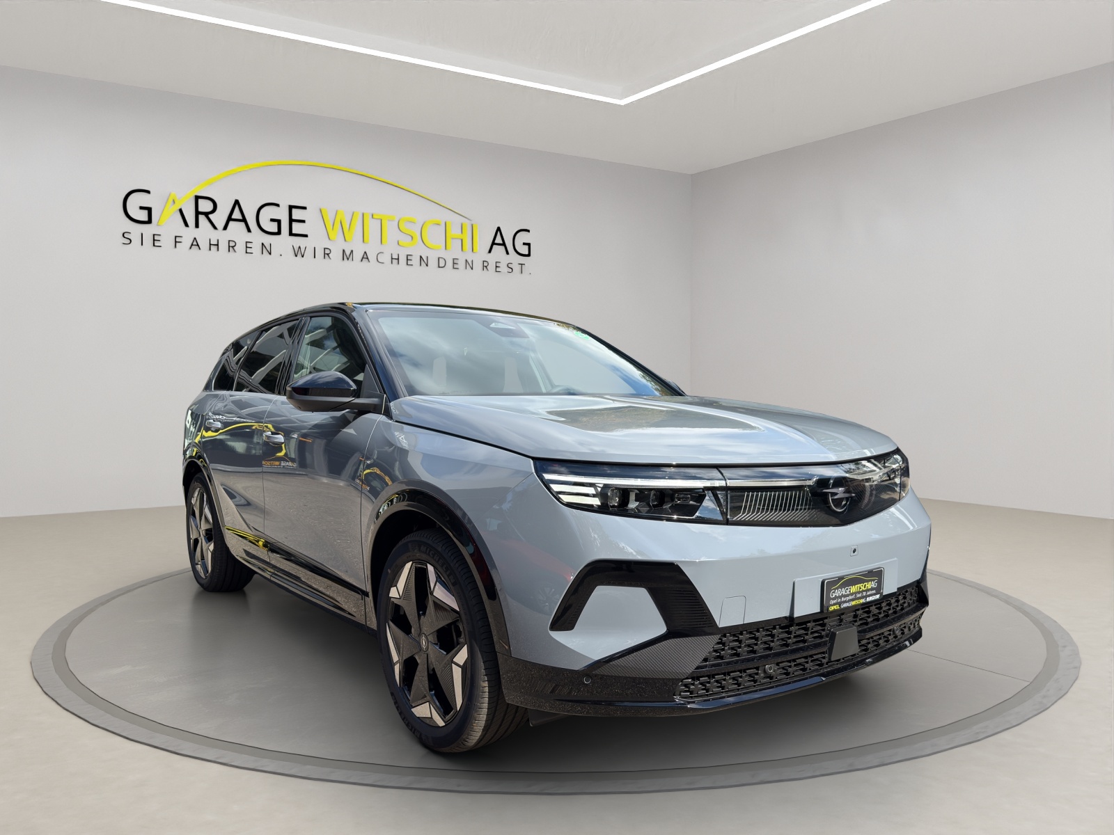 OPEL Grandland Electric Ultimate 4x4-showroom-element-3