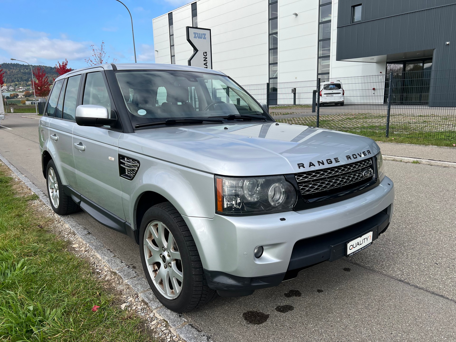 LAND ROVER Range Rover Sport 3.0 TDV6 HSE Automatic-image-0