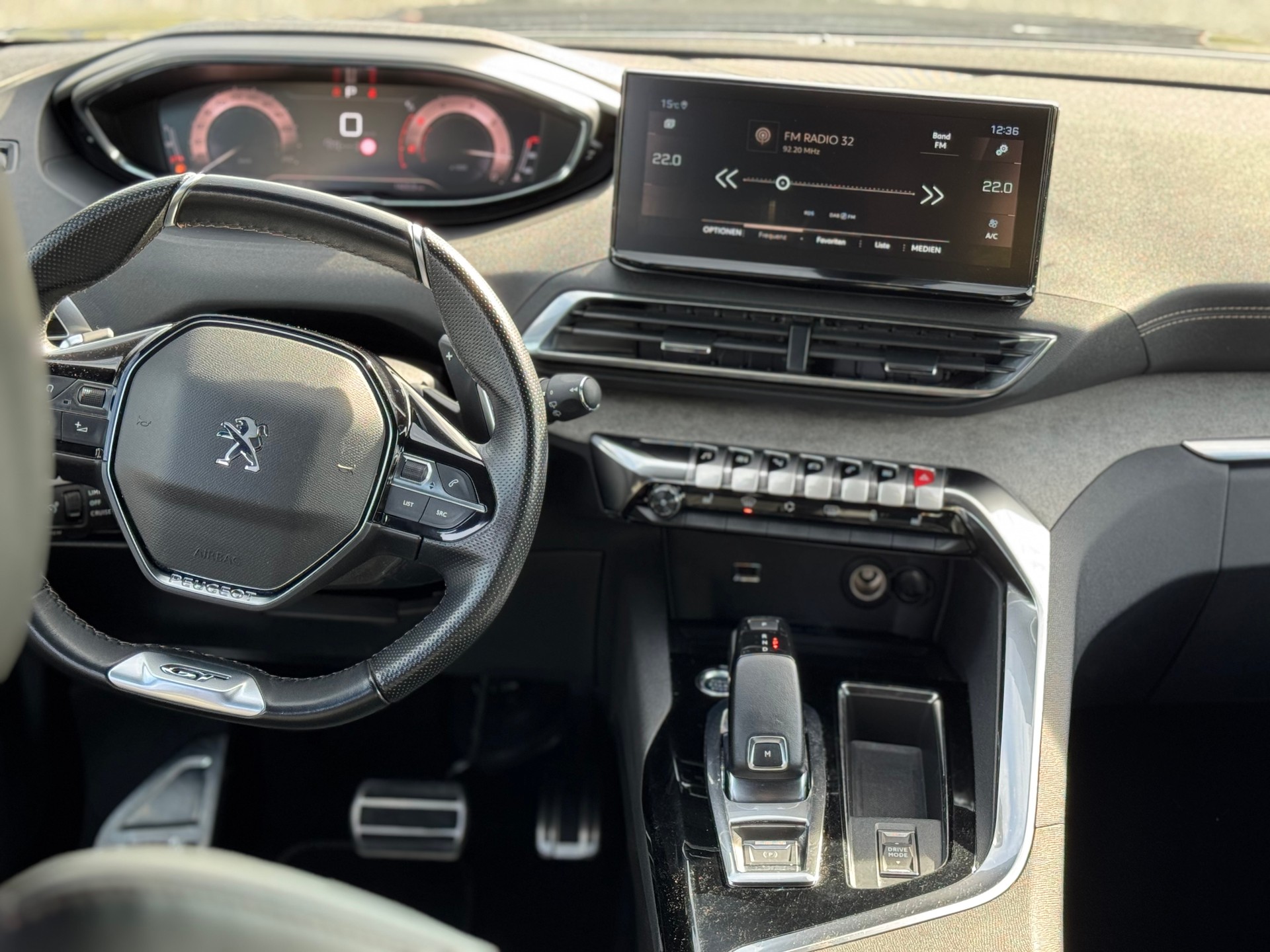 PEUGEOT 5008 1.5 BlueHDi GT EAT8-image-8