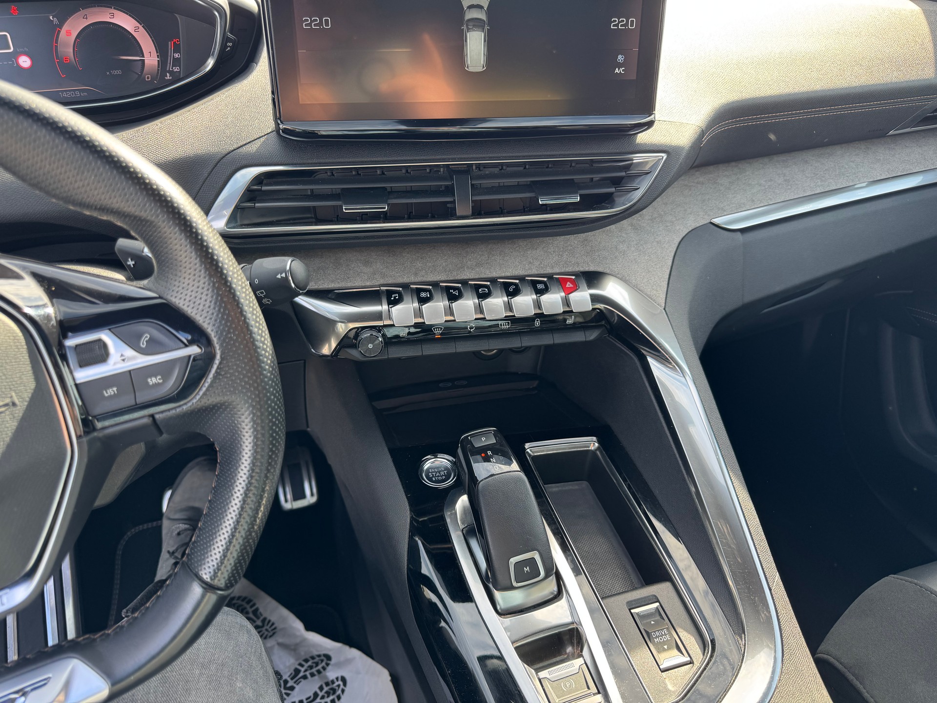 PEUGEOT 5008 1.5 BlueHDi GT EAT8-image-11