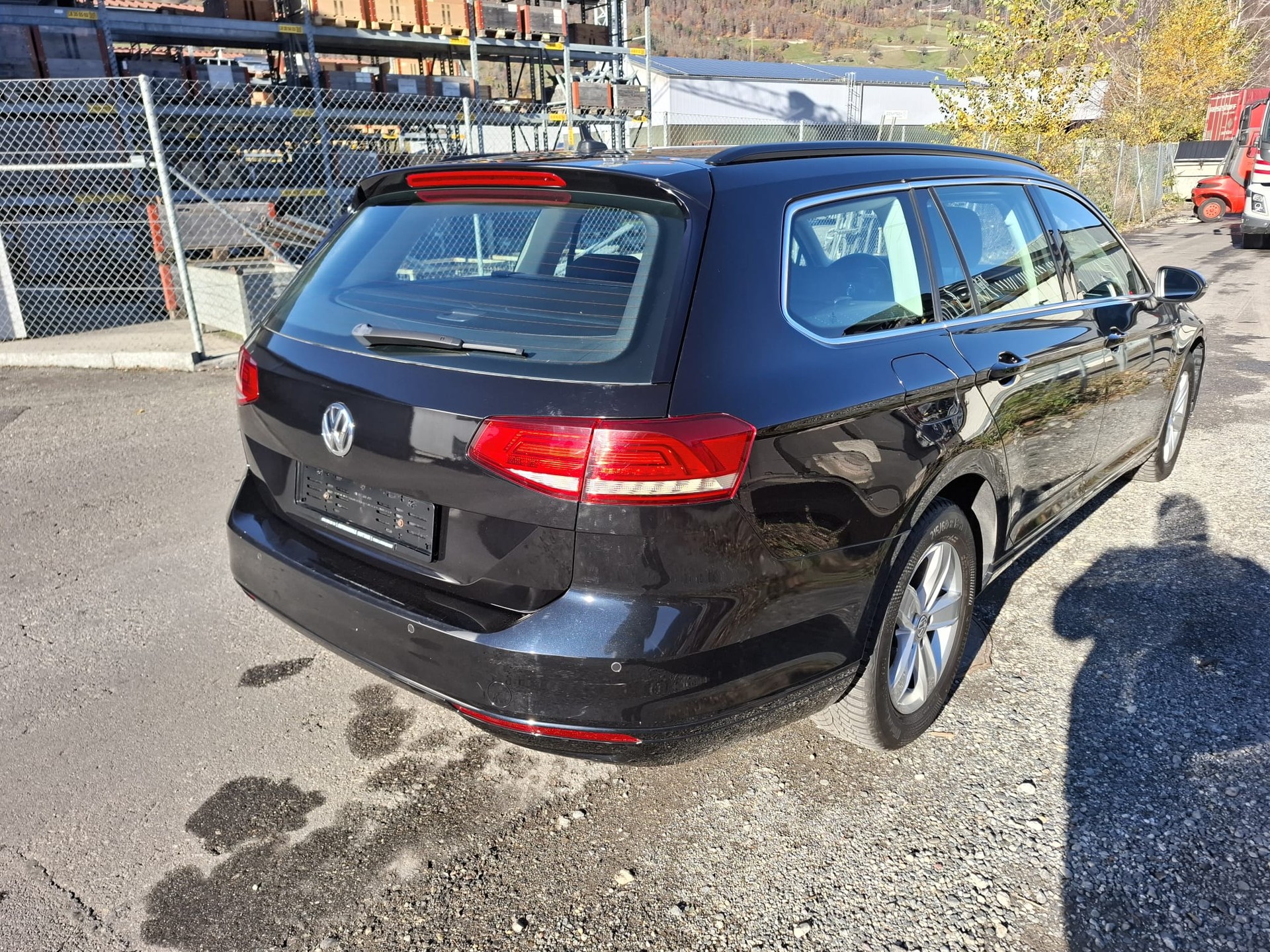 VW Passat Variant 2.0 TDI SCR BMT Comfortline 4Motion-image-3