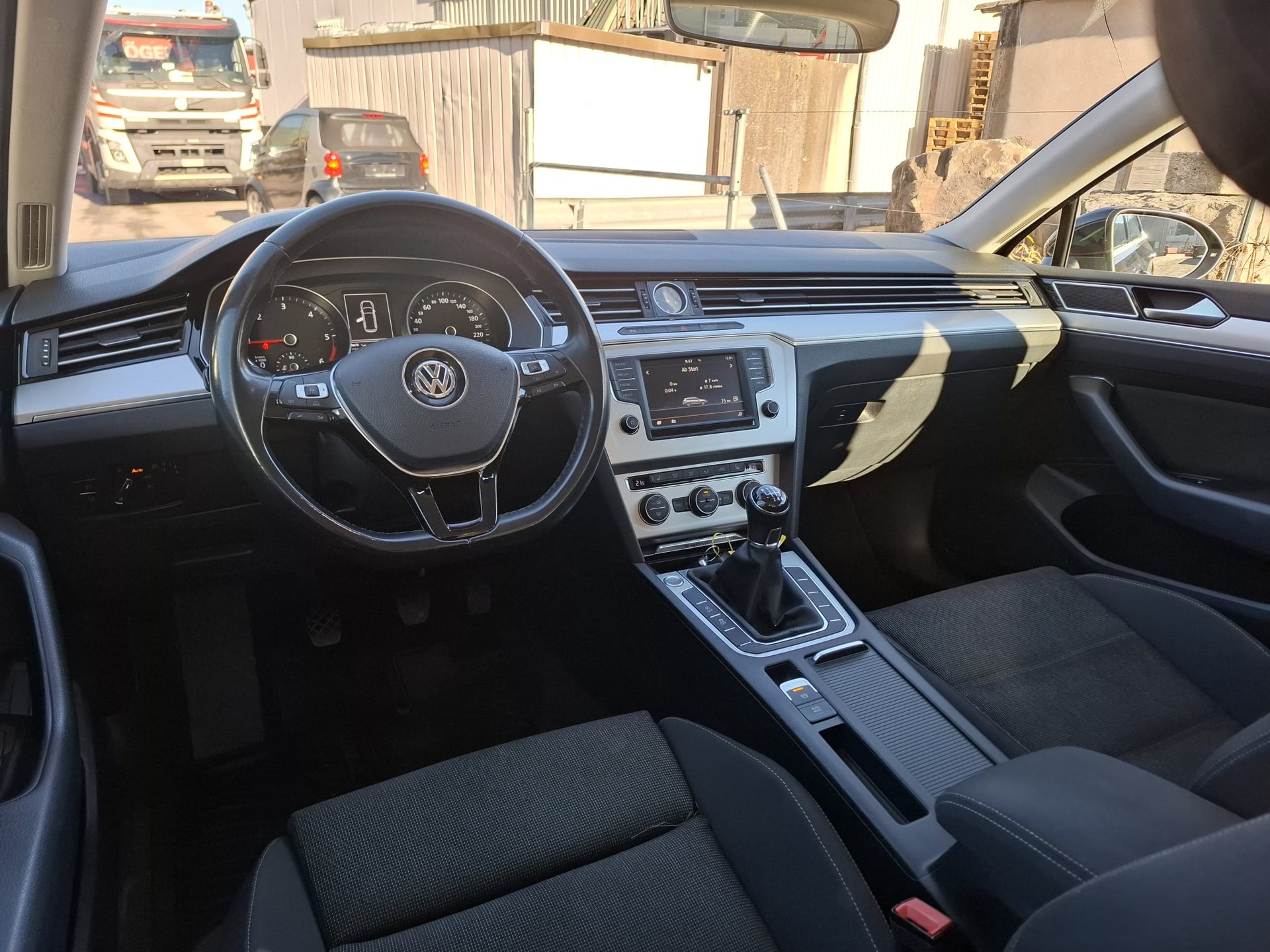 VW Passat Variant 2.0 TDI SCR BMT Comfortline 4Motion-image-4