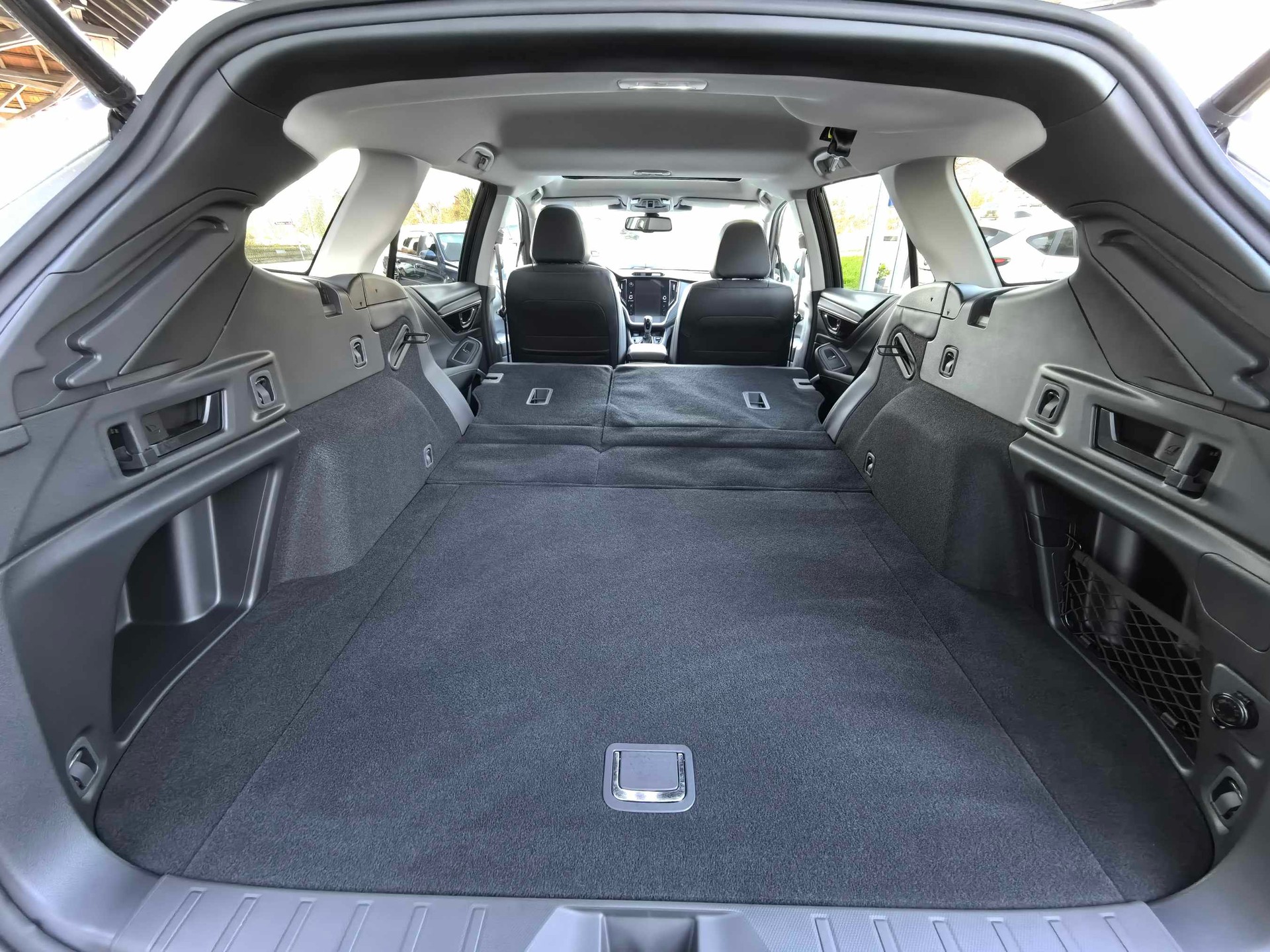 SUBARU Outback 2.5i Luxury AWD Lineartronic "Final Edition"-image-10