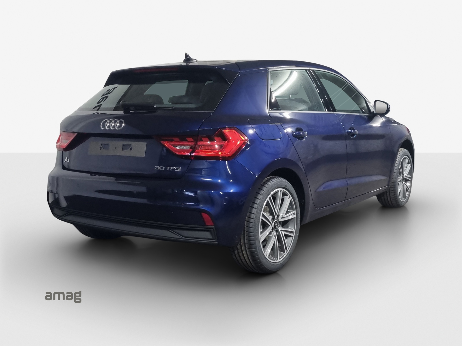 AUDI A1 Sportback 30 TFSI Attraction S-tronic-image-4