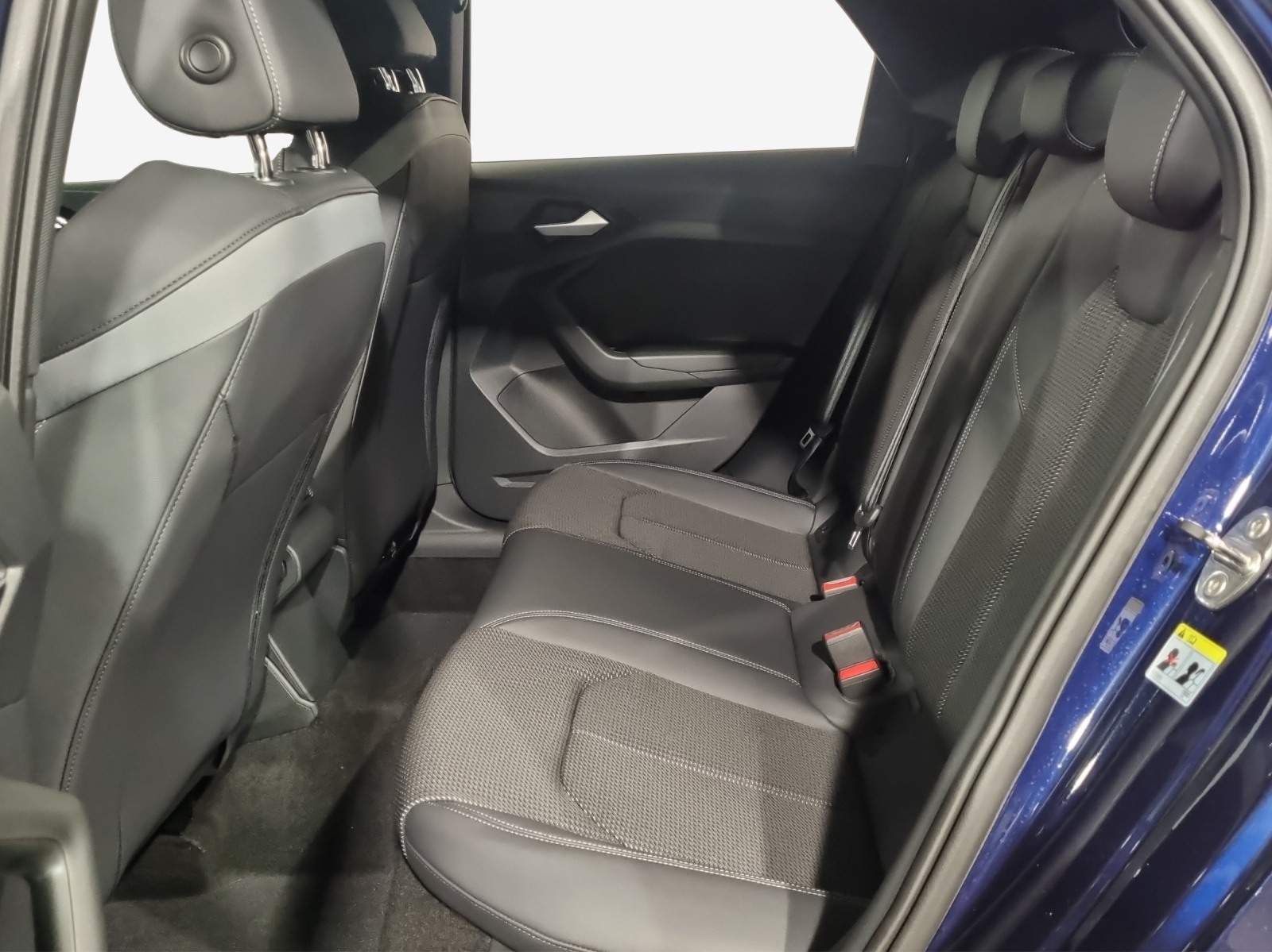 AUDI A1 Sportback 30 TFSI Attraction S-tronic-image-11
