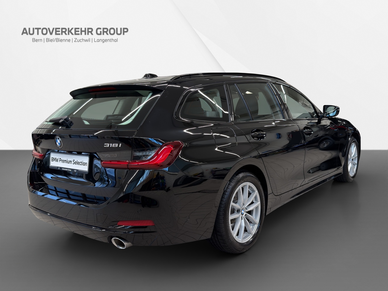 BMW 318i Touring-image-5
