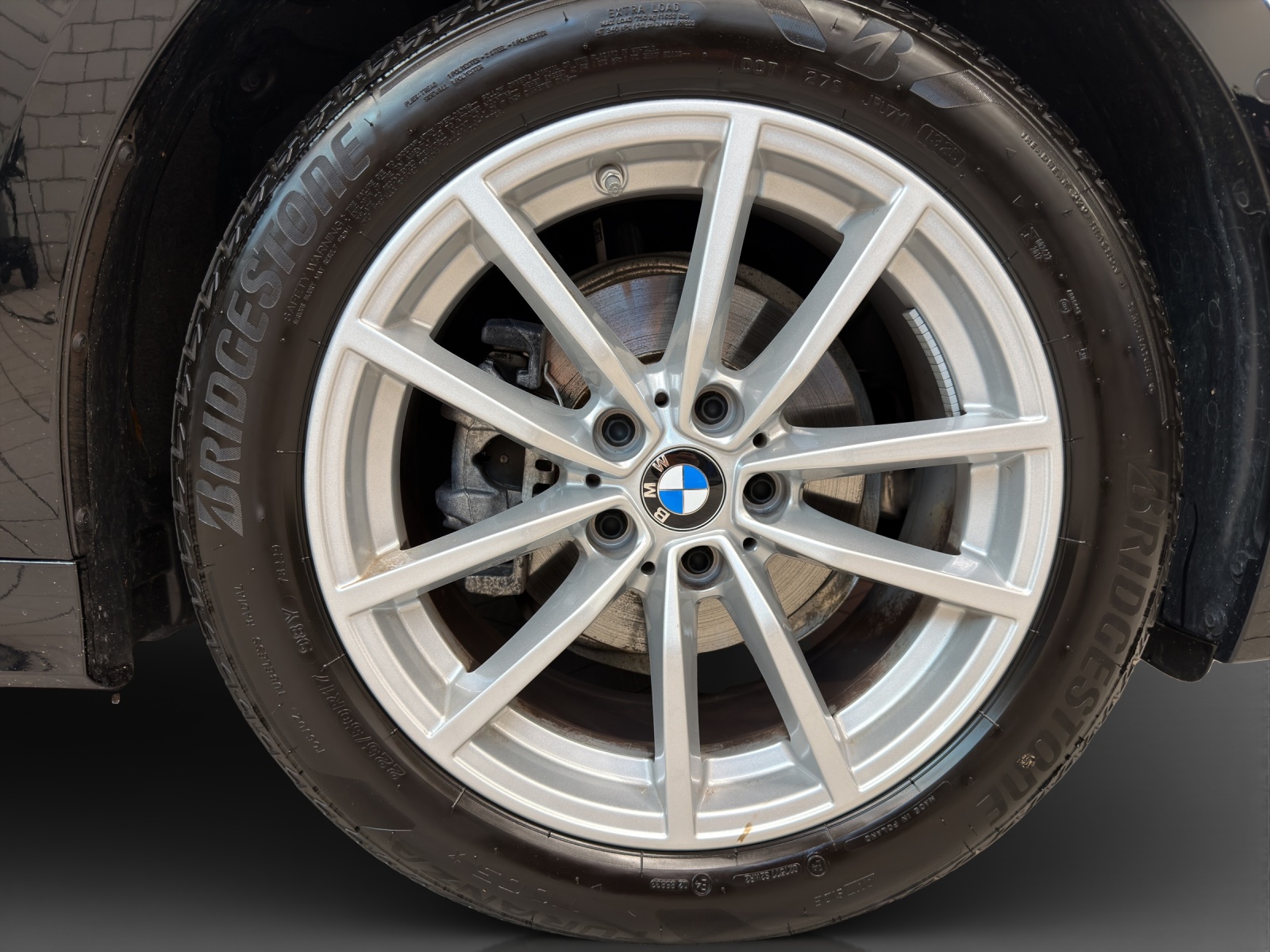 BMW 318i Touring-image-8