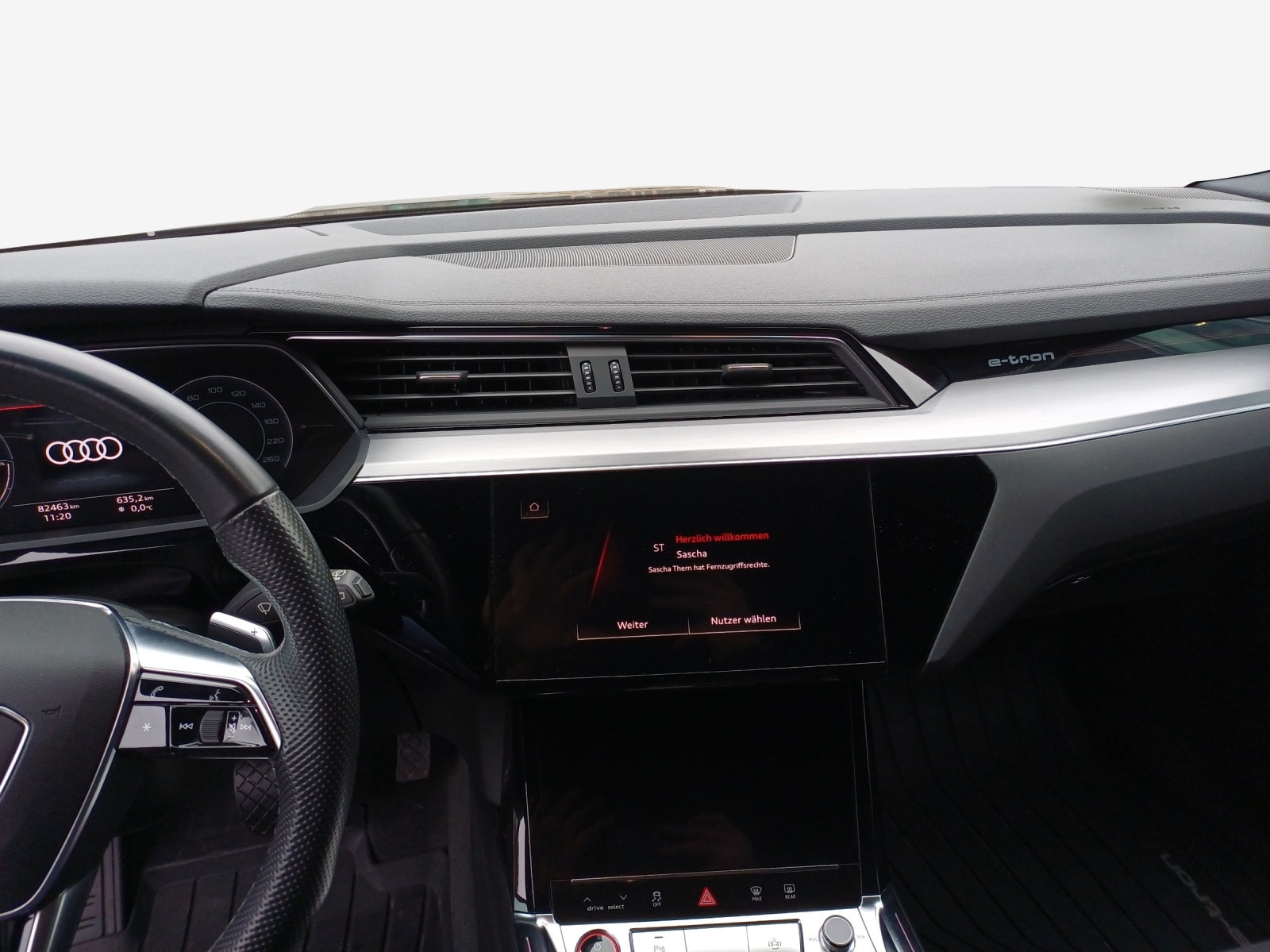 AUDI e-tron S quattro-image-11