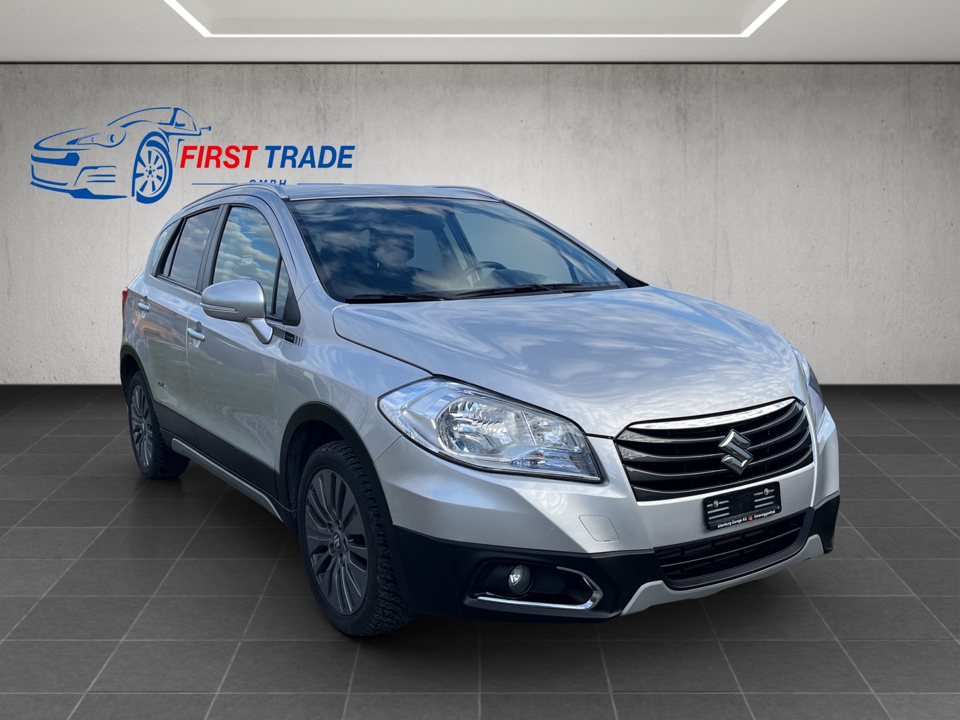 SUZUKI SX4 S-Cross 1.6 TD Compact Top 4WD TCSS-image-2